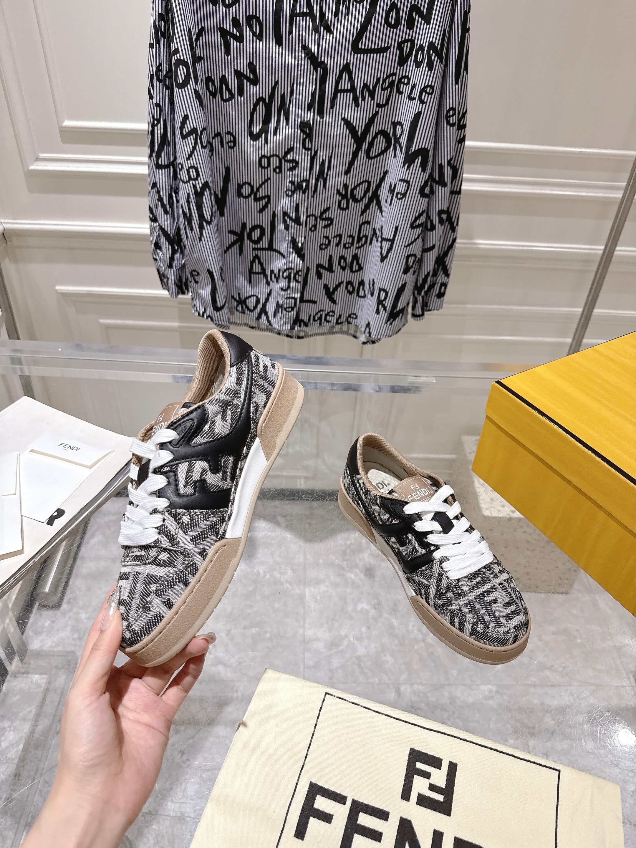 Fendi Woman Shoes