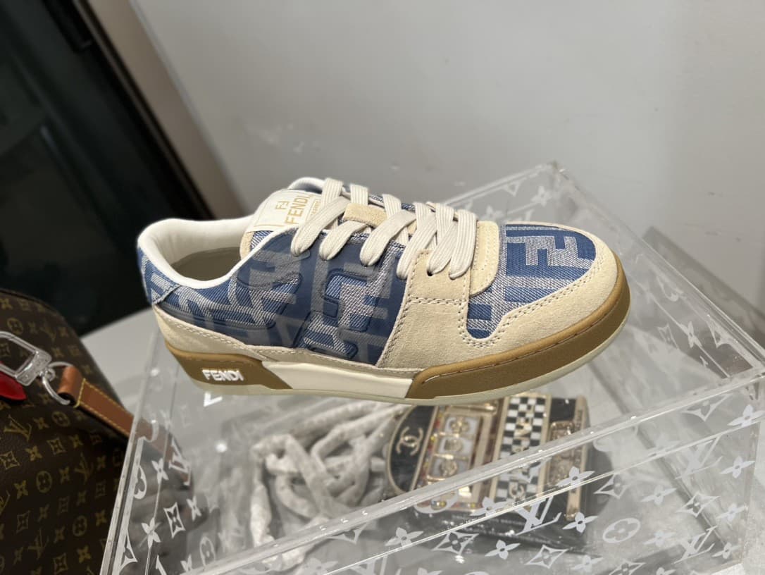 Fendi Couple Shoes
