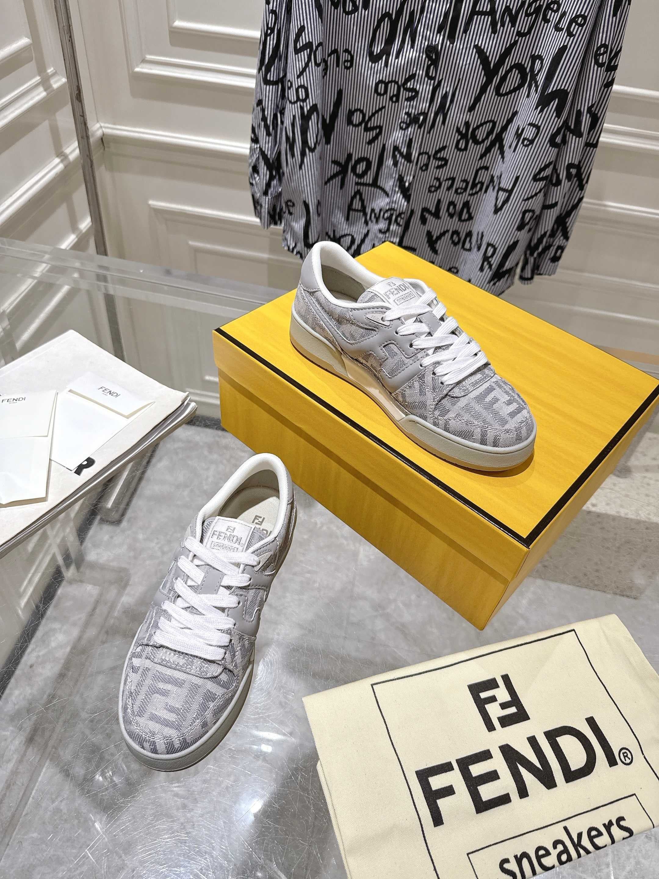 Fendi Woman Shoes