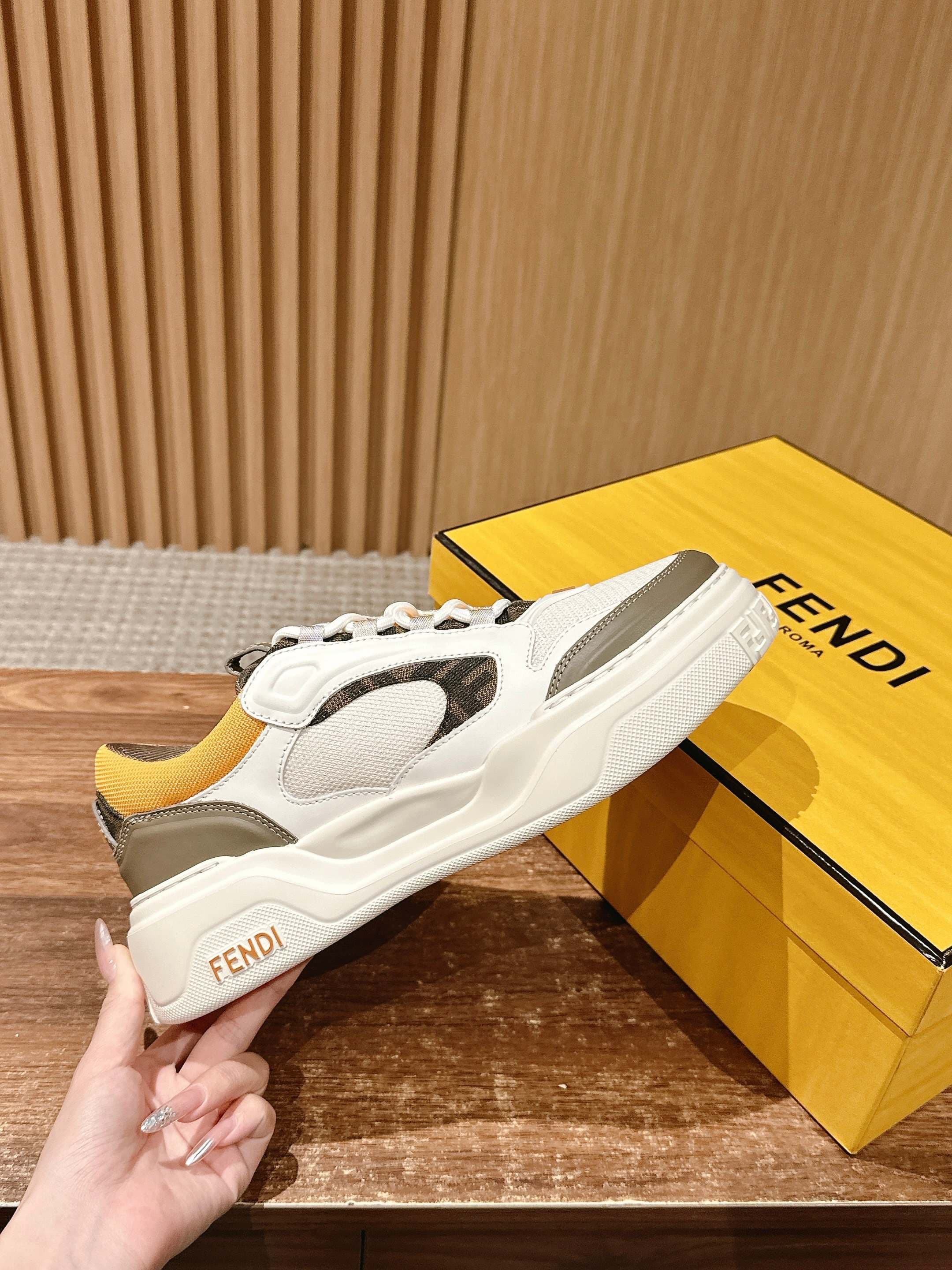 Fendi Man Shoes