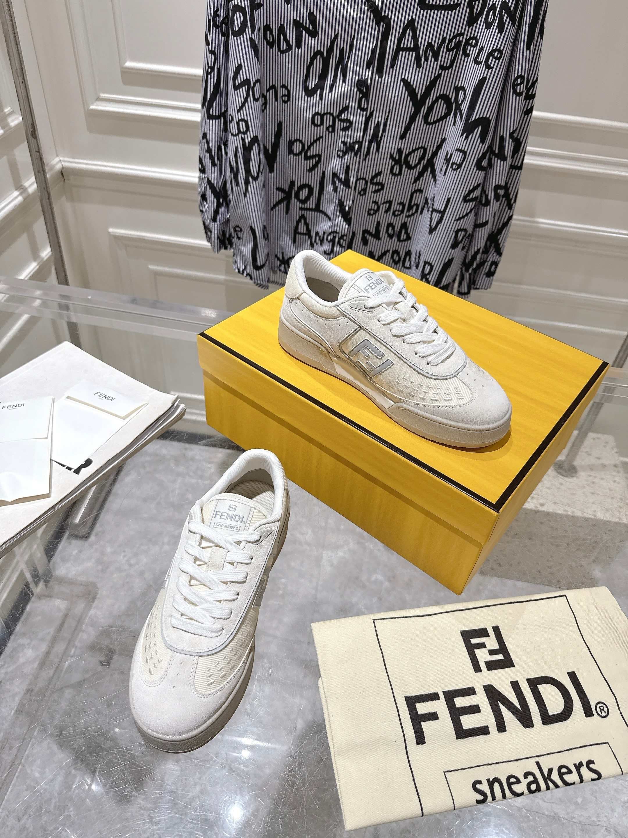 Fendi Woman Shoes