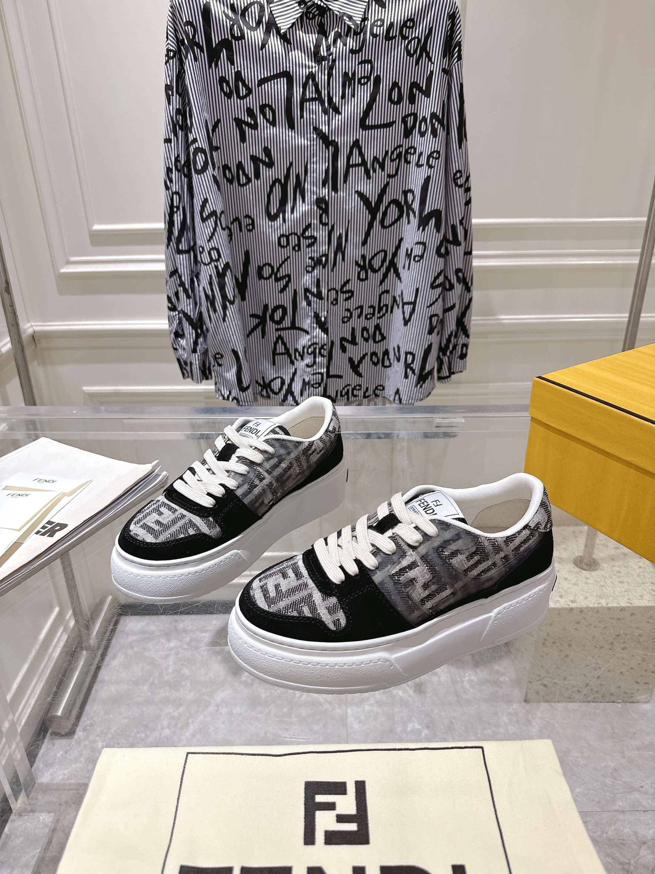 Fendi Woman Shoes
