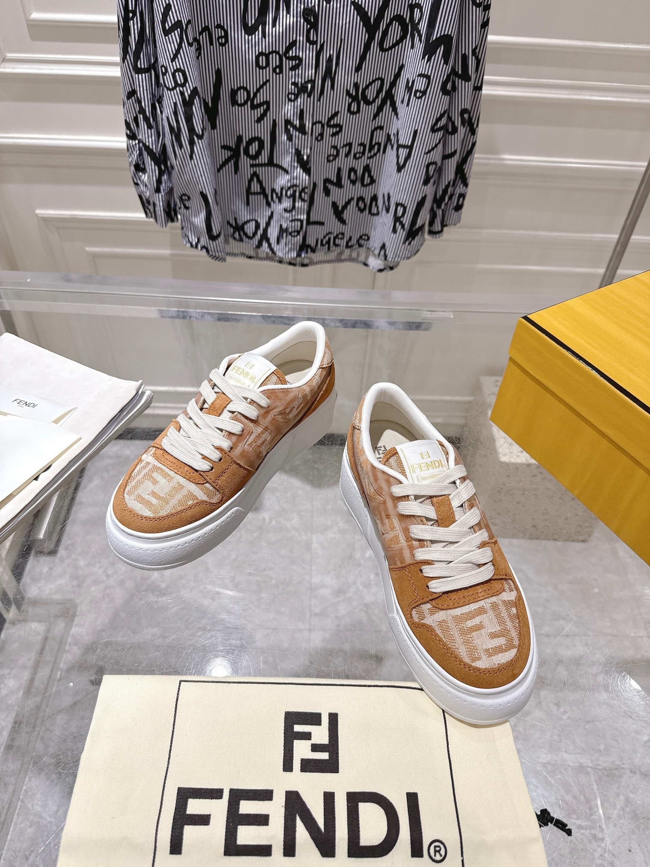 Fendi Woman Shoes