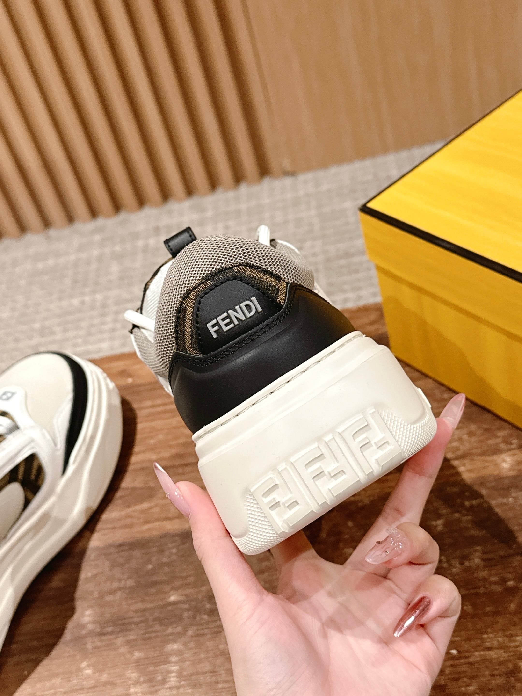 Fendi Man Shoes