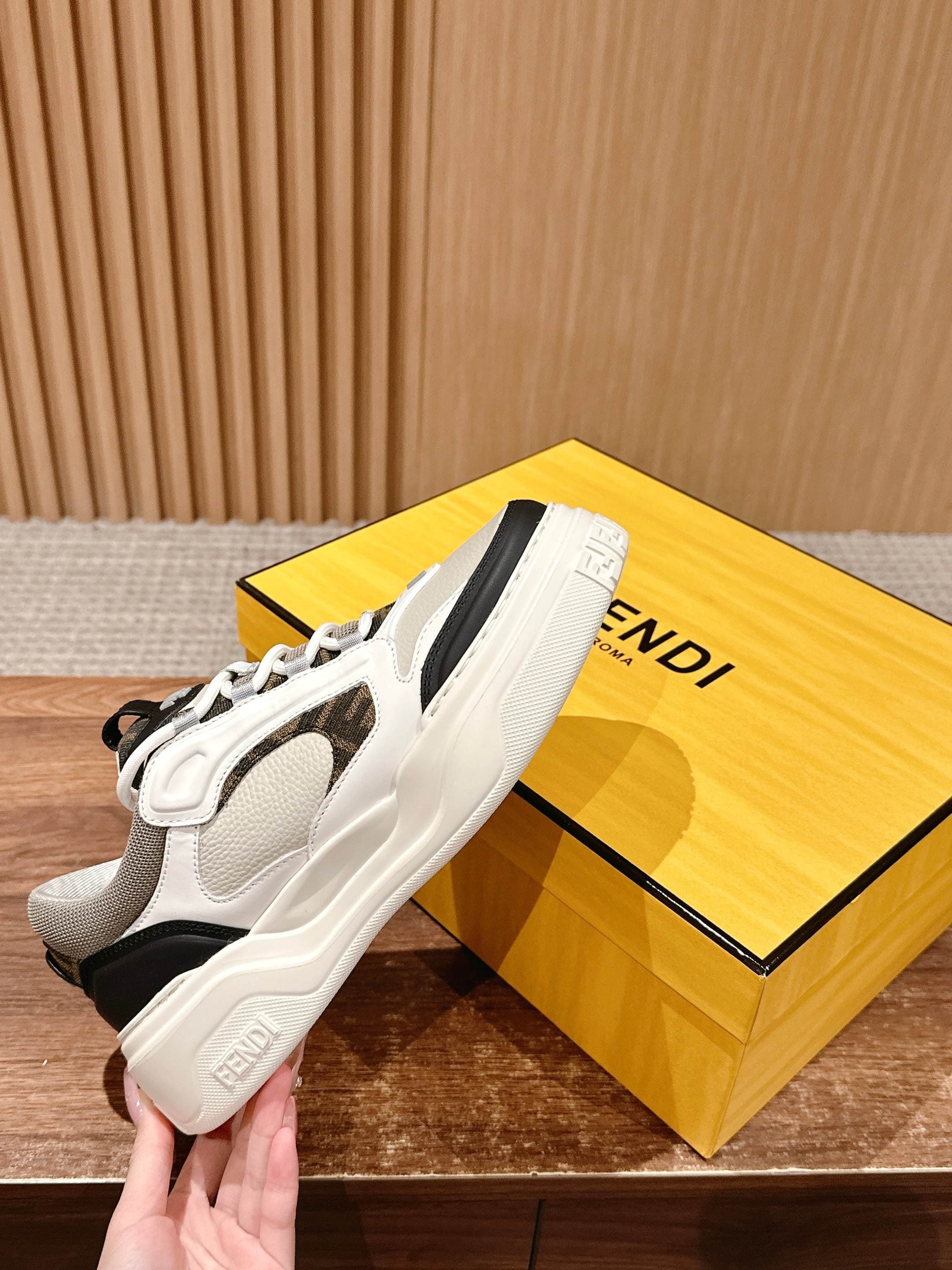 Fendi Man Shoes