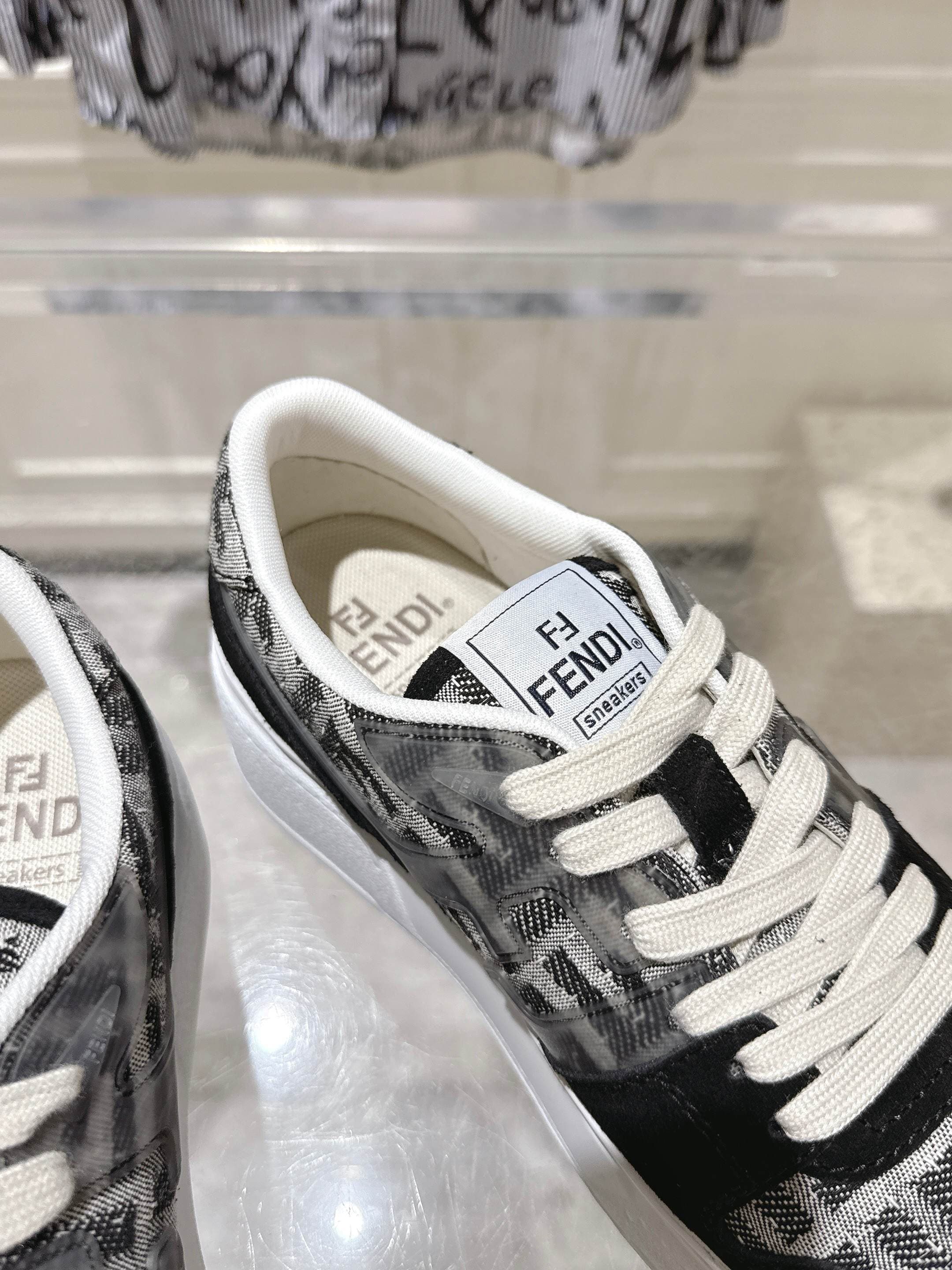 Fendi Woman Shoes