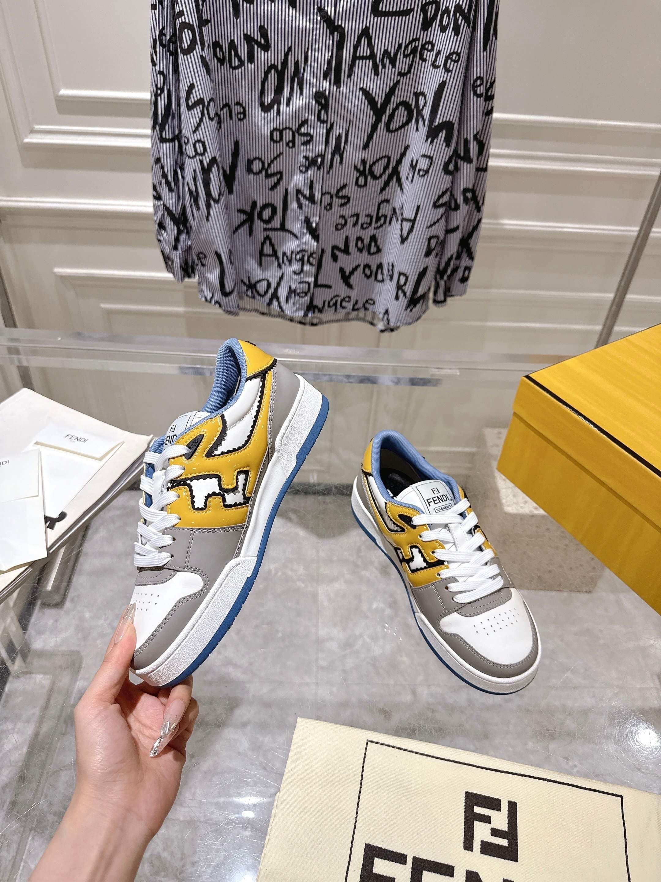Fendi Woman Shoes