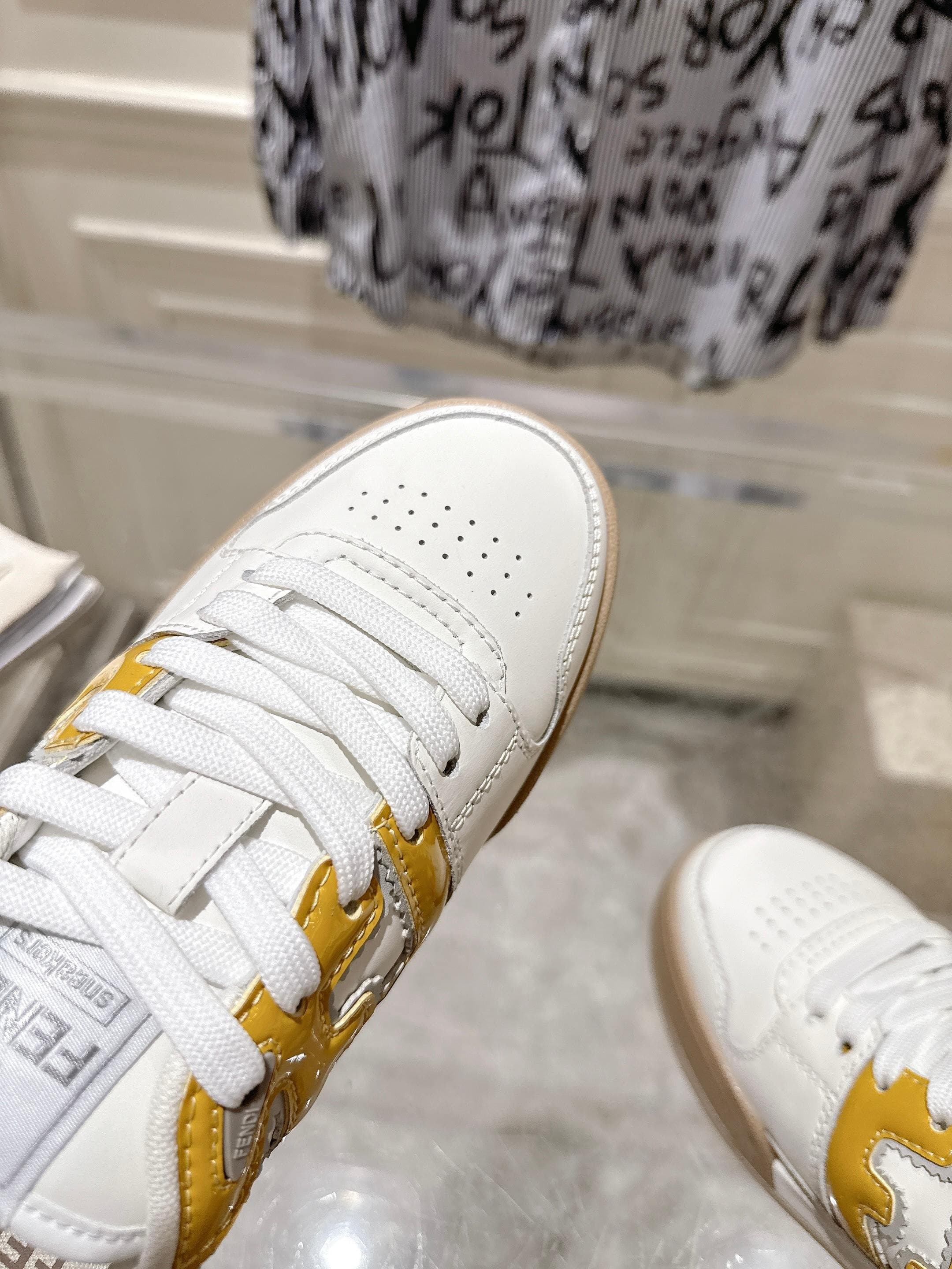 Fendi Woman Shoes