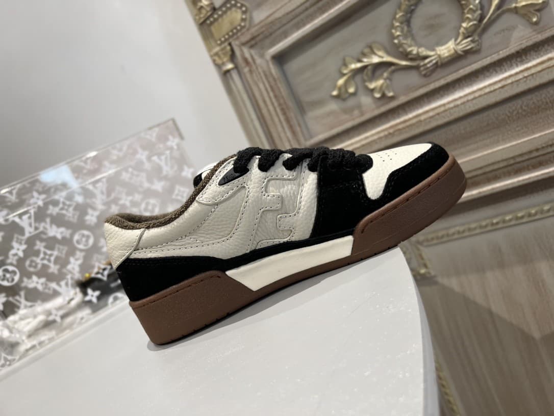 Fendi Couple Shoes