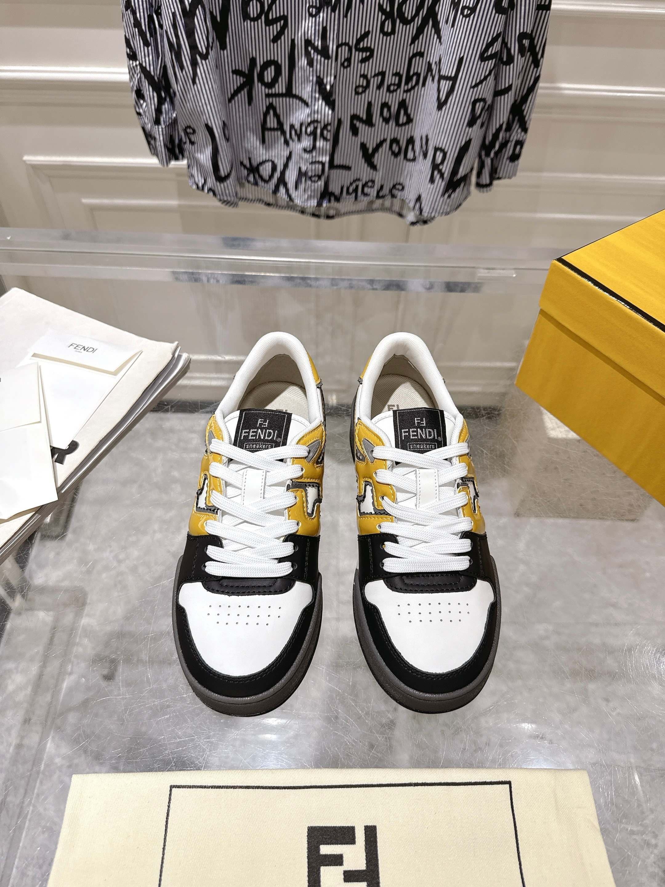 Fendi Woman Shoes