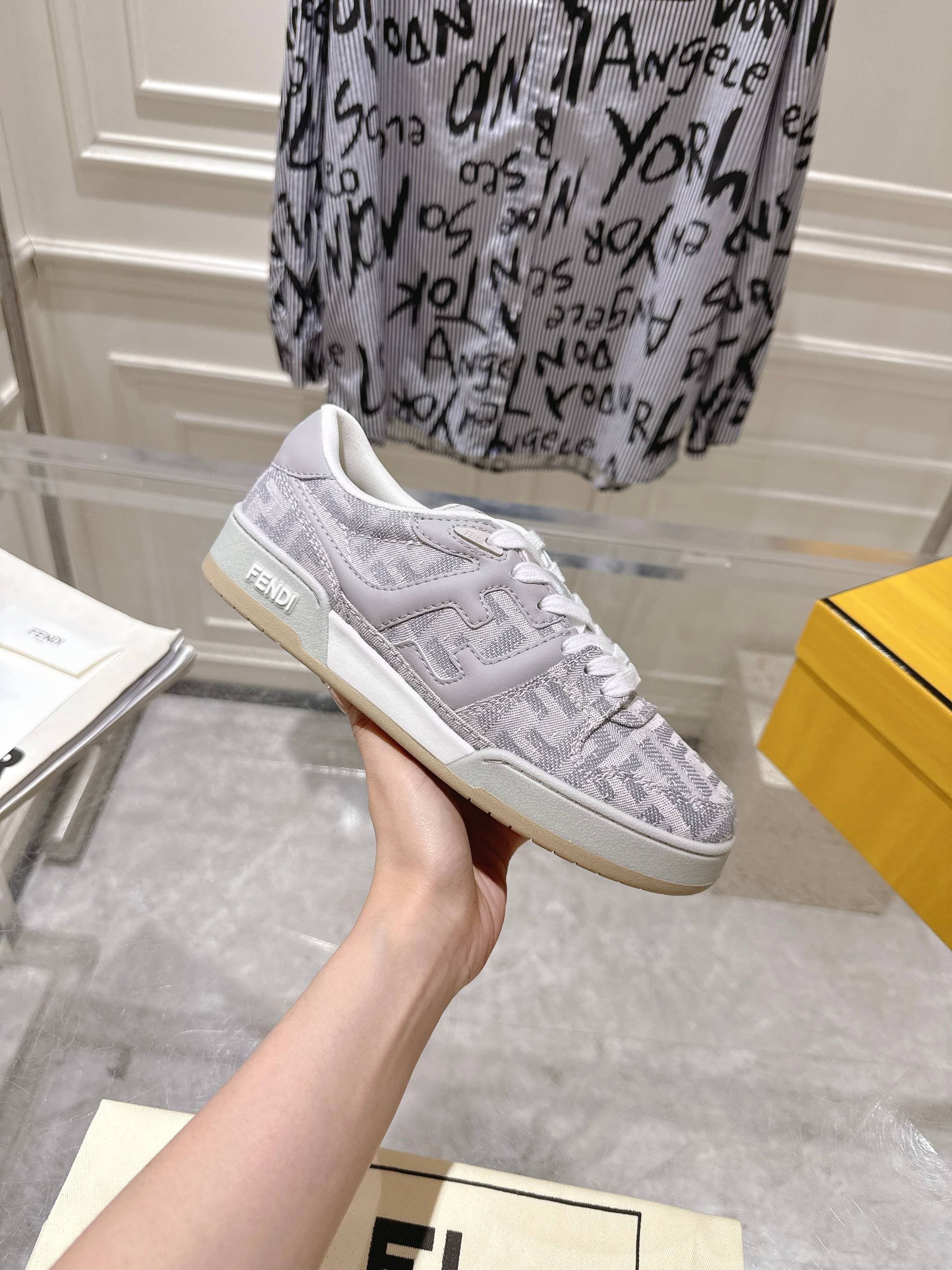 Fendi Woman Shoes