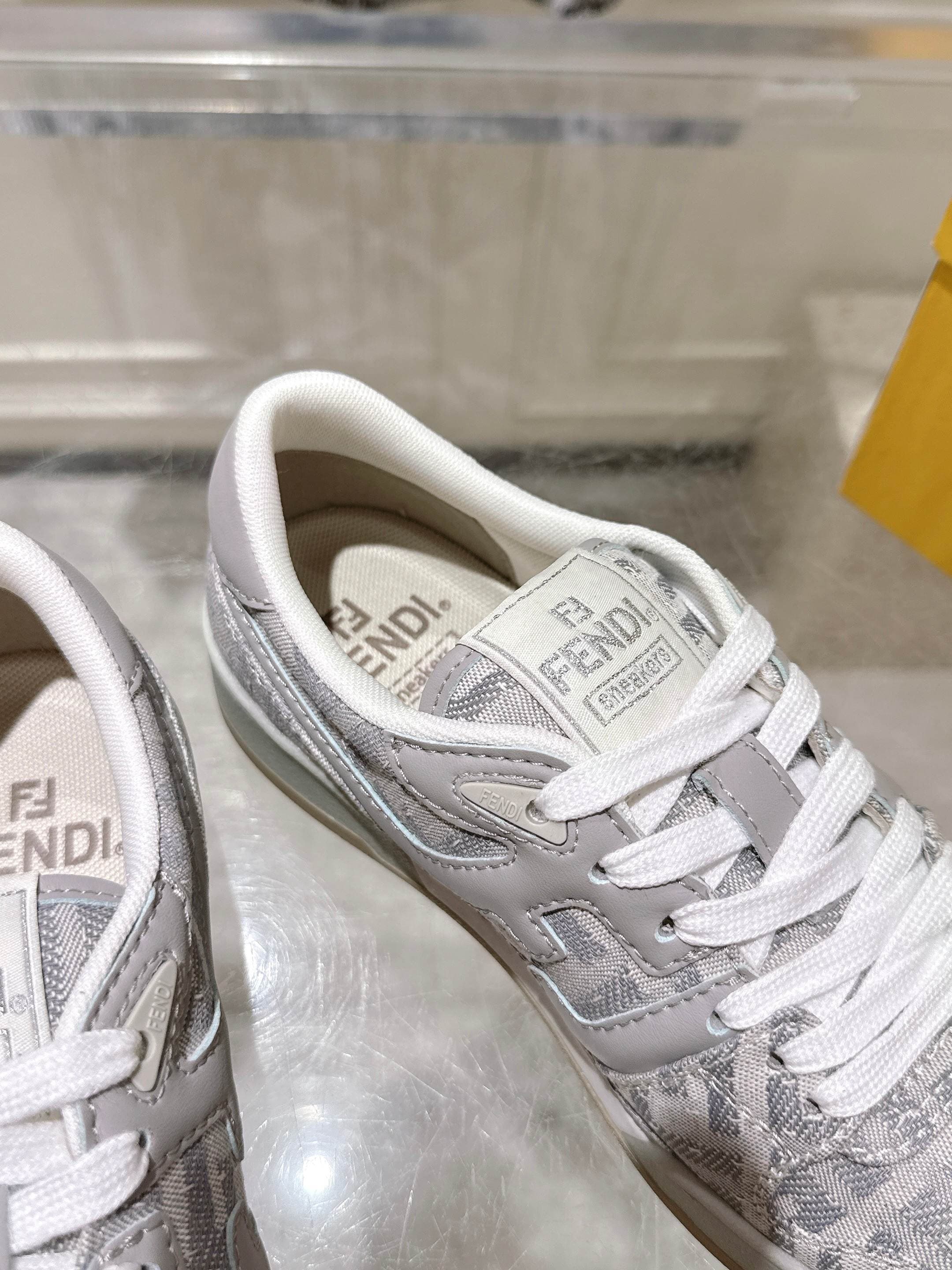 Fendi Woman Shoes
