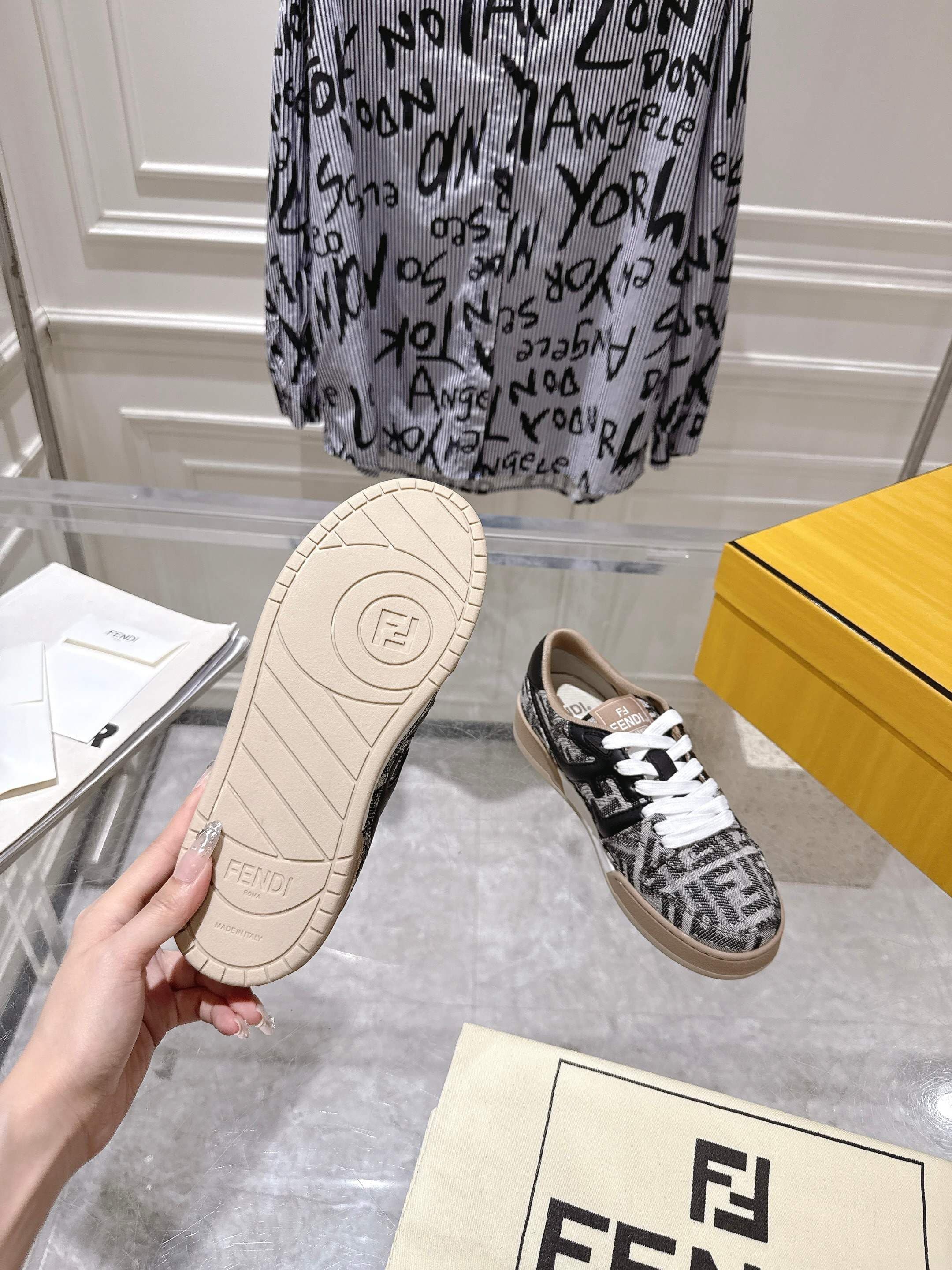 Fendi Woman Shoes