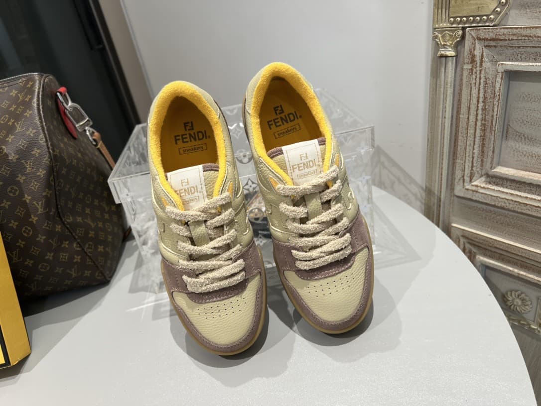 Fendi Couple Shoes