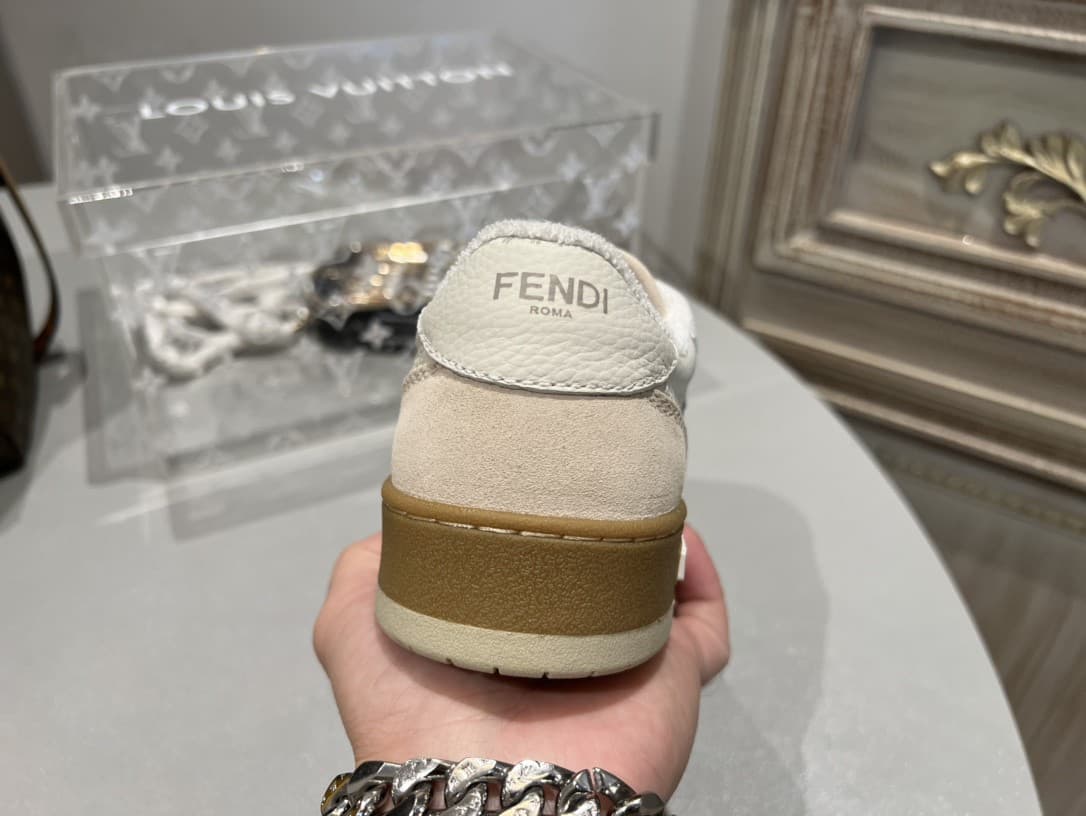 Fendi Couple Shoes