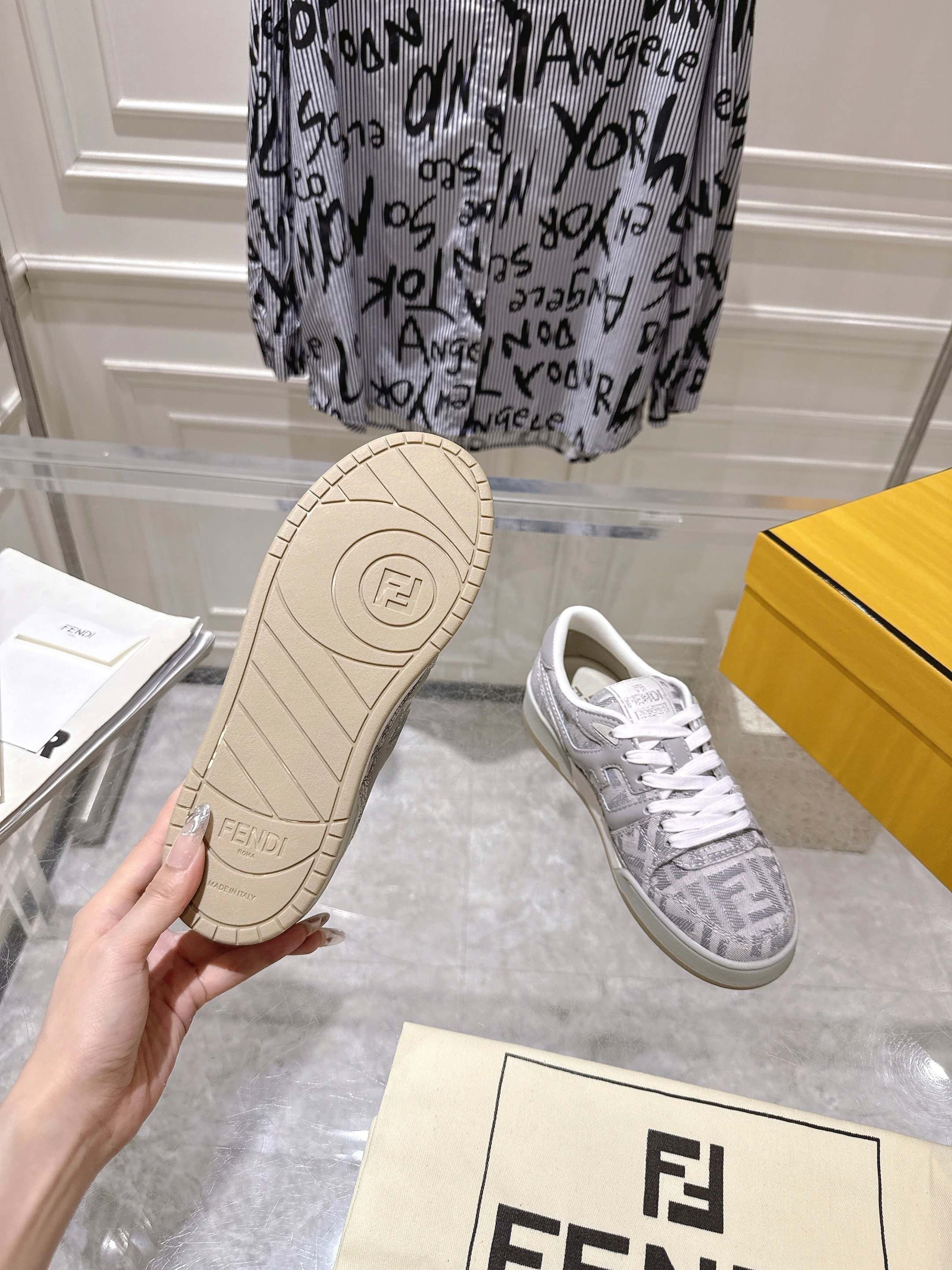 Fendi Woman Shoes