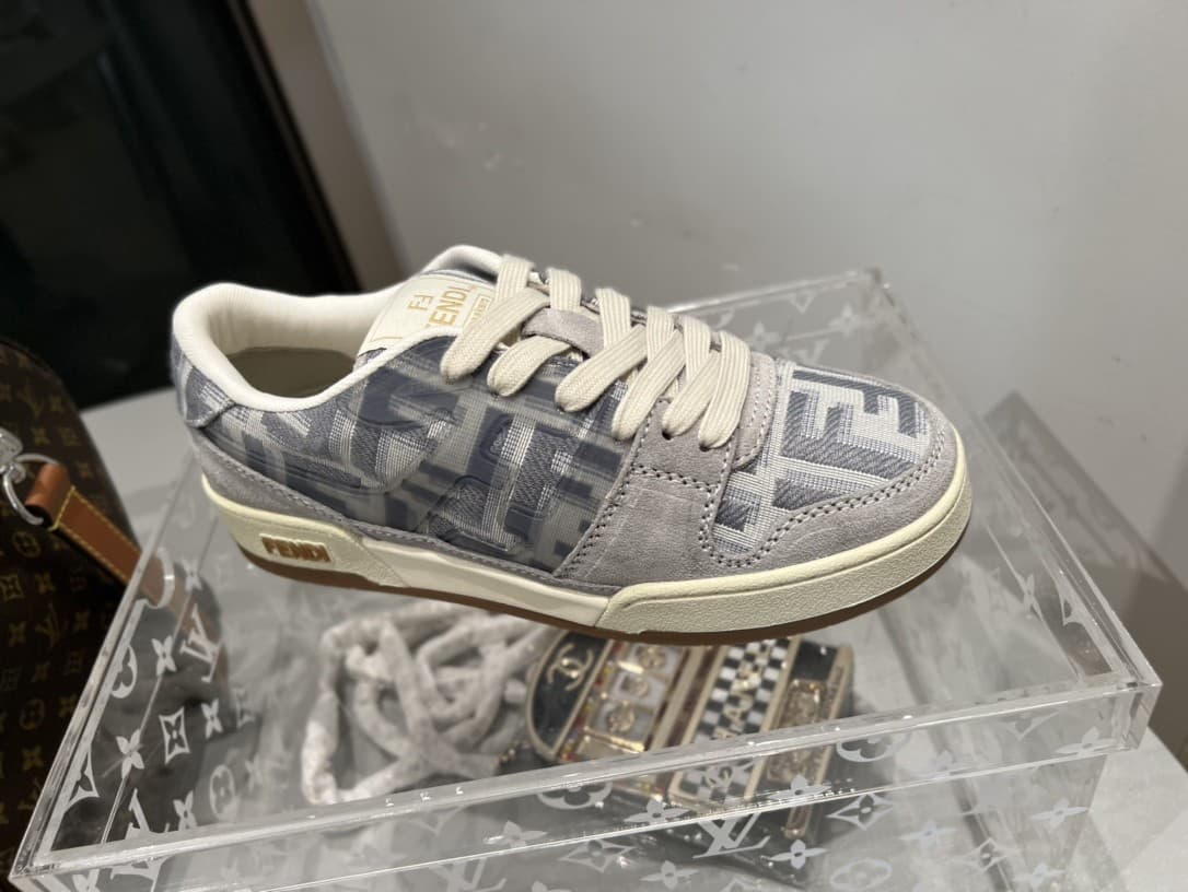 Fendi Couple Shoes