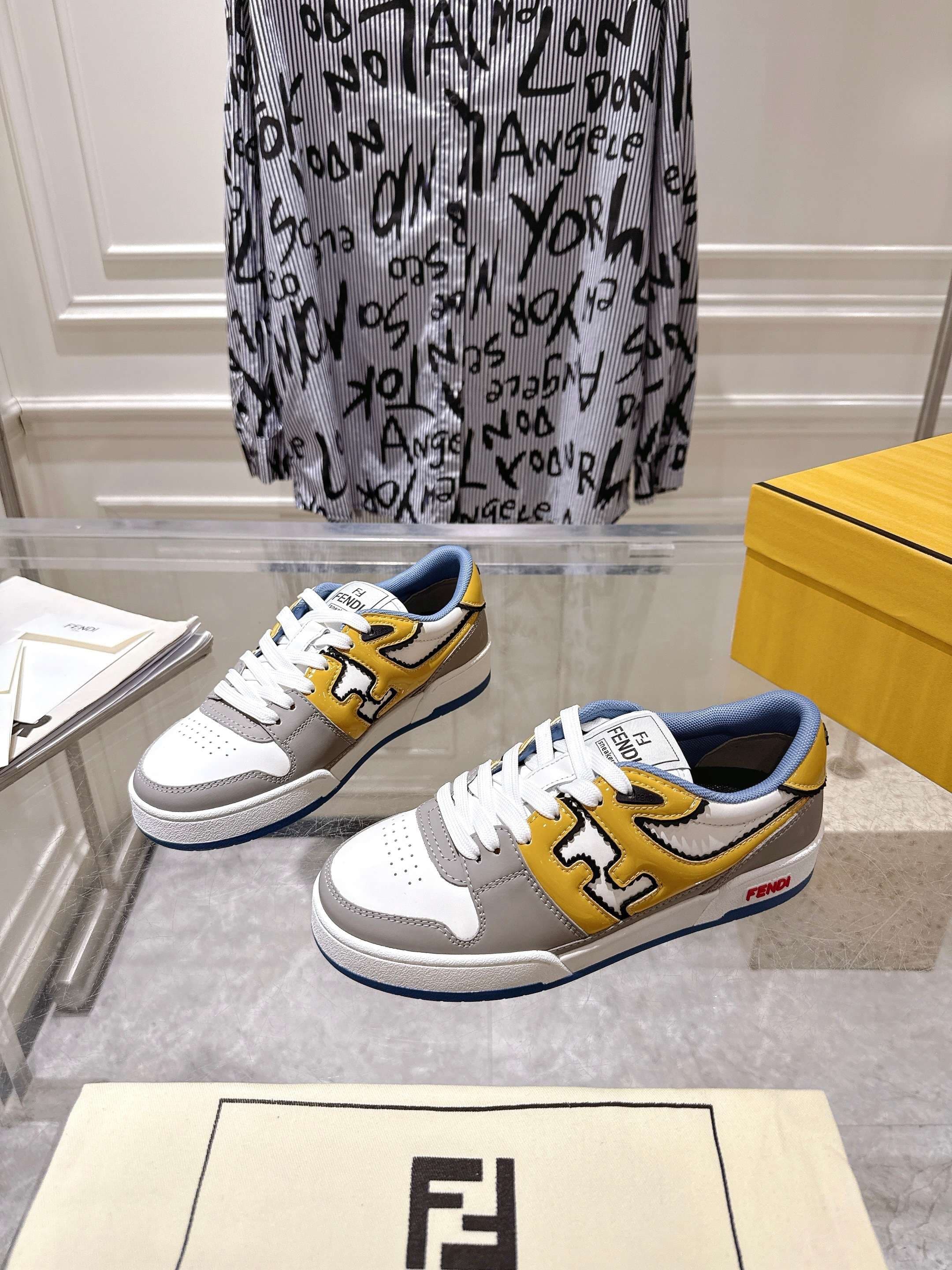 Fendi Woman Shoes