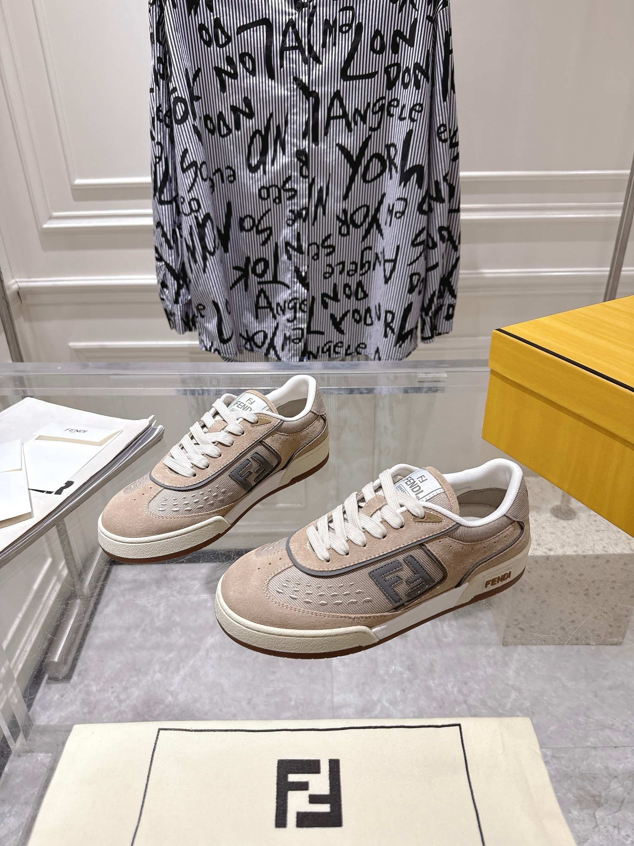 Fendi Woman Shoes