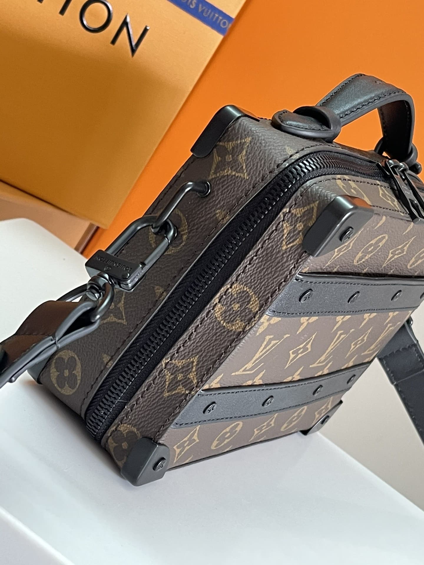 LV Bag M45935