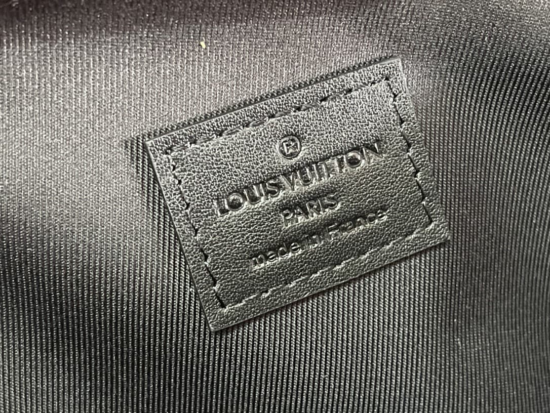 LV Bag M45935