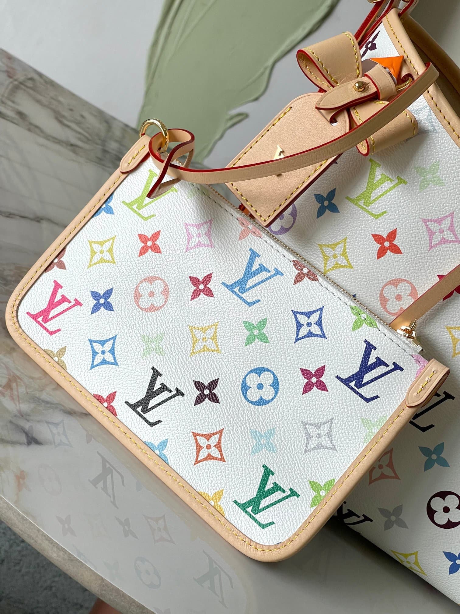 LV Bag M13661