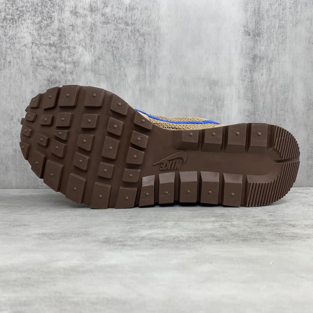 Sacai x Nike VaporWaffle