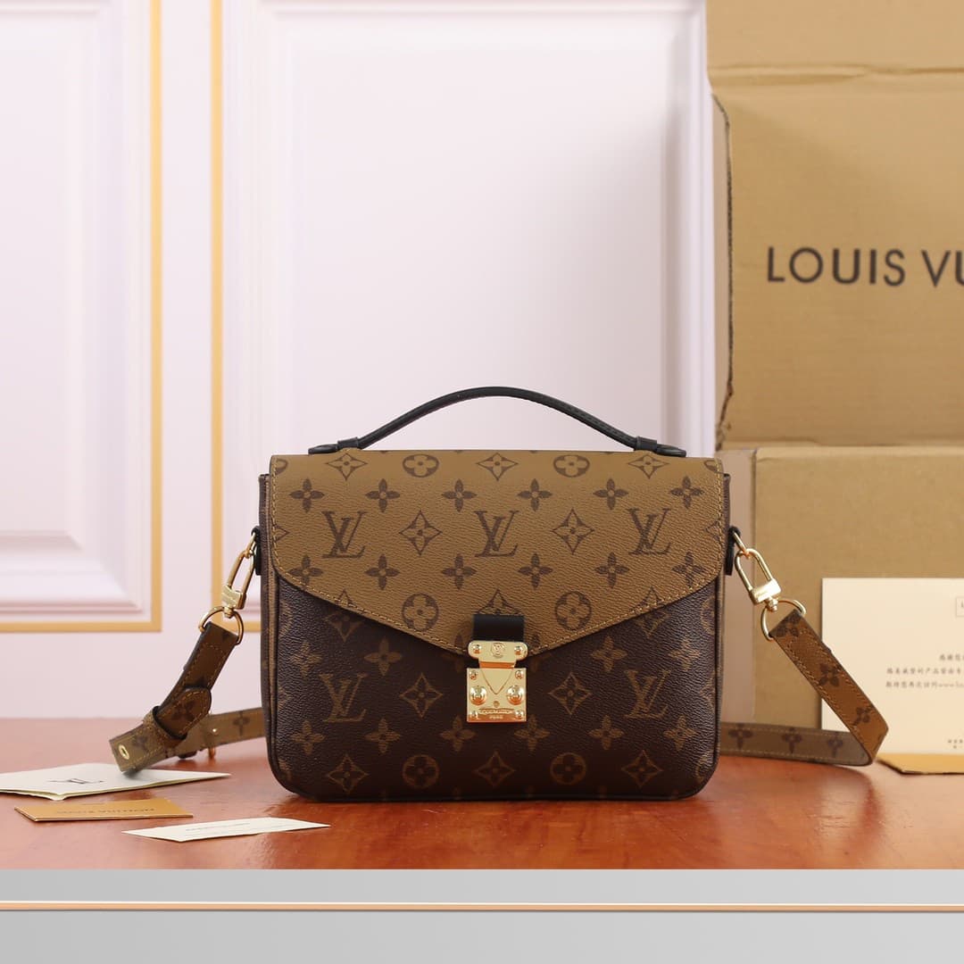 LV Bag M44876