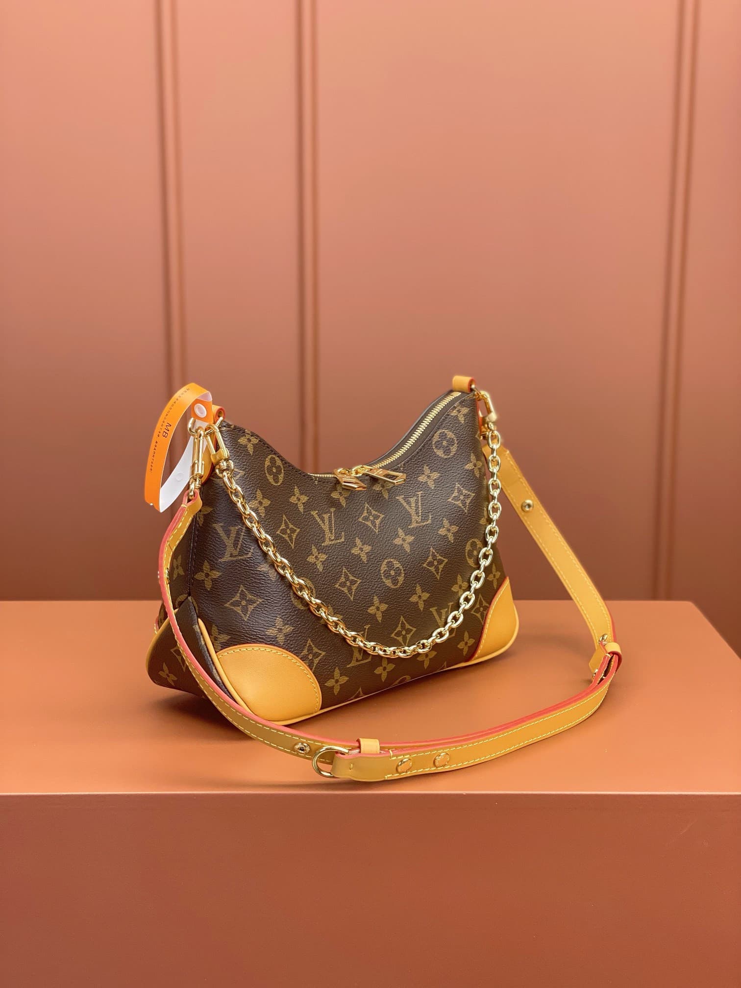 LV Bag M45832
