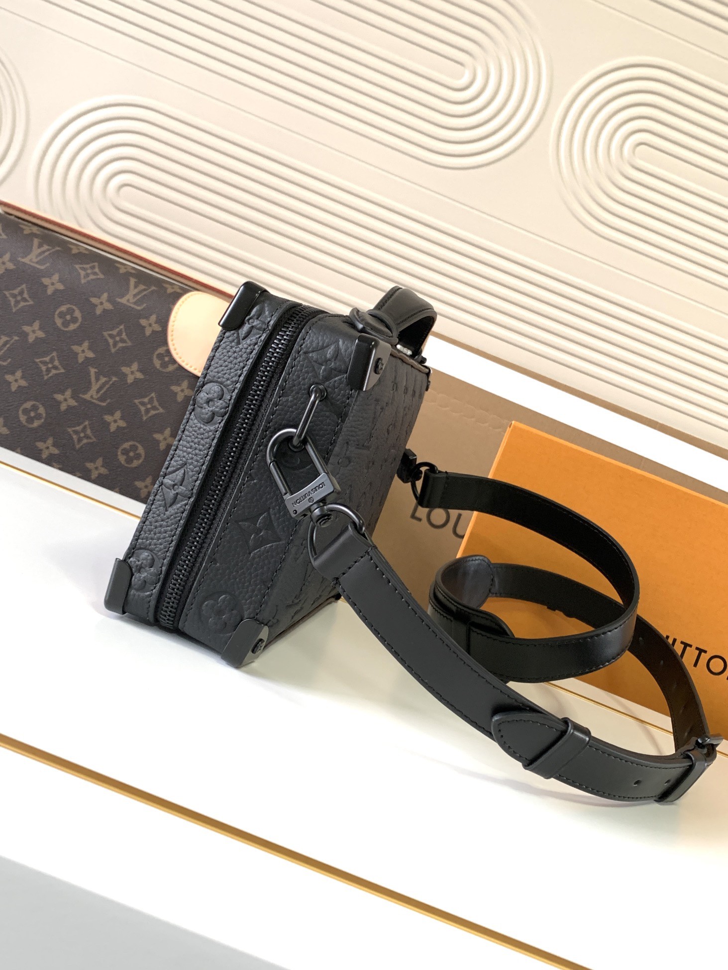 LV Bag M59163