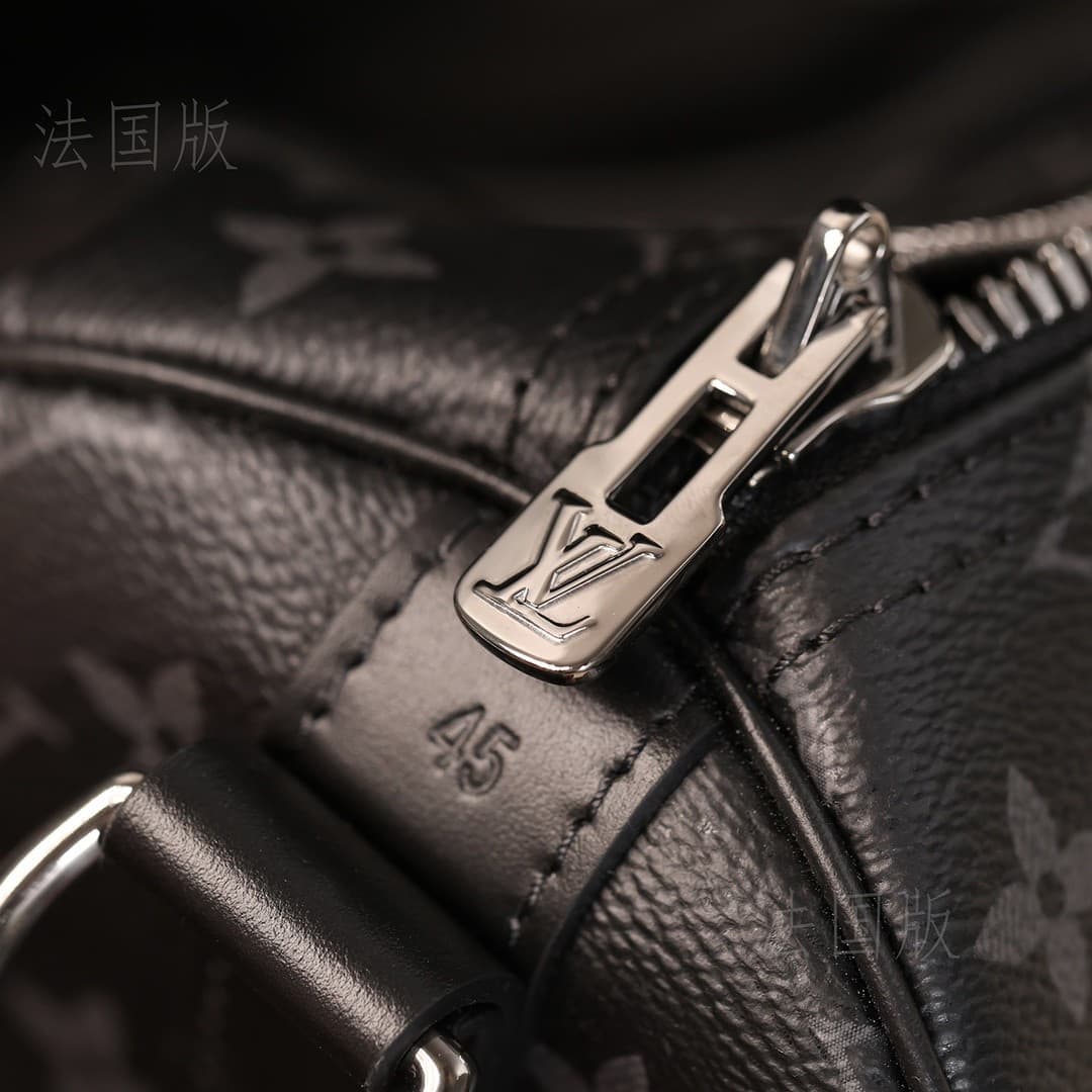LV Bag M40569