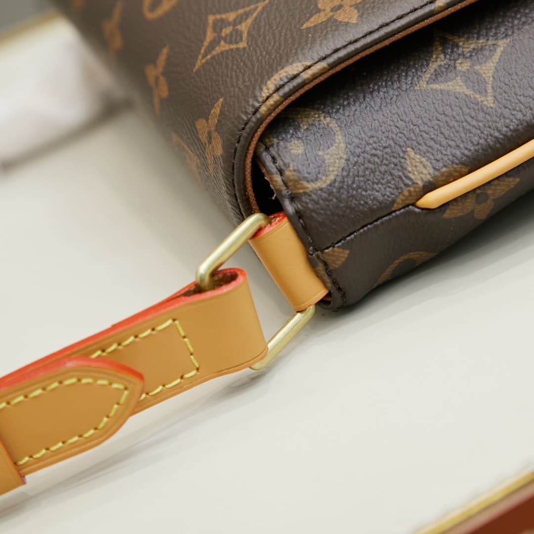 LV Bag M51257