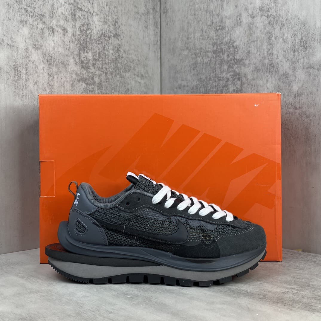 Sacai x Nike VaporWaffle