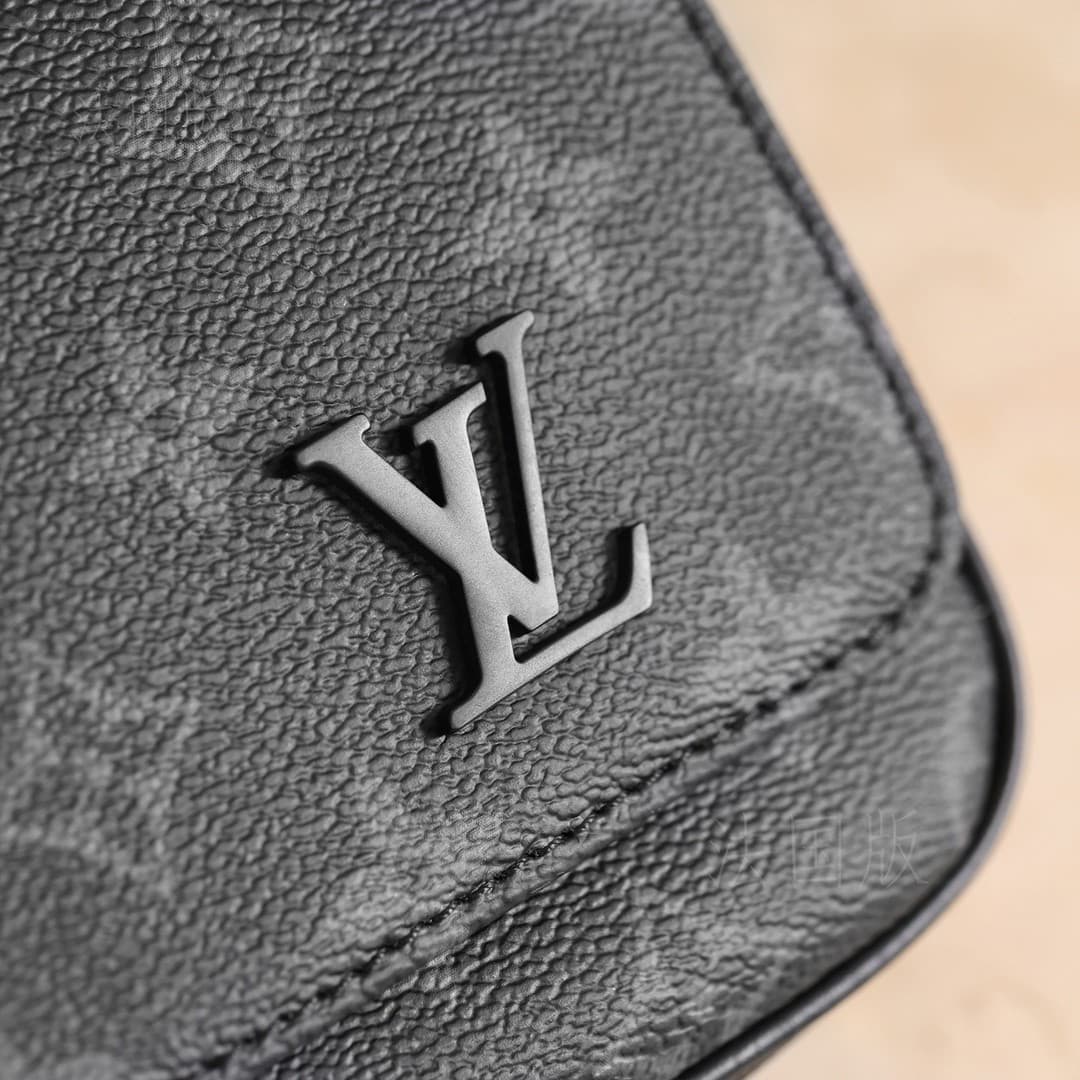 LV Bag M46255
