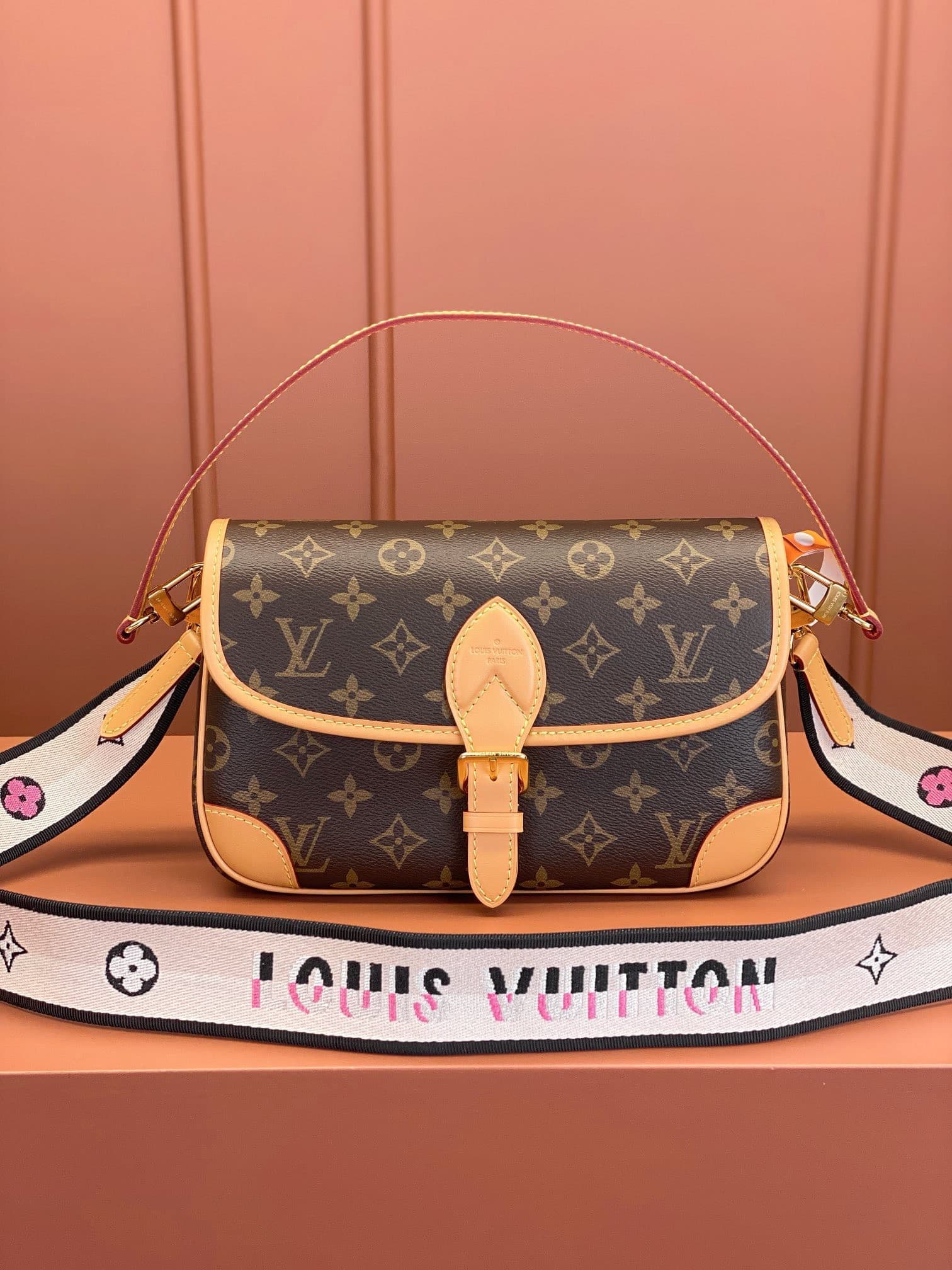 LV Bag M45985