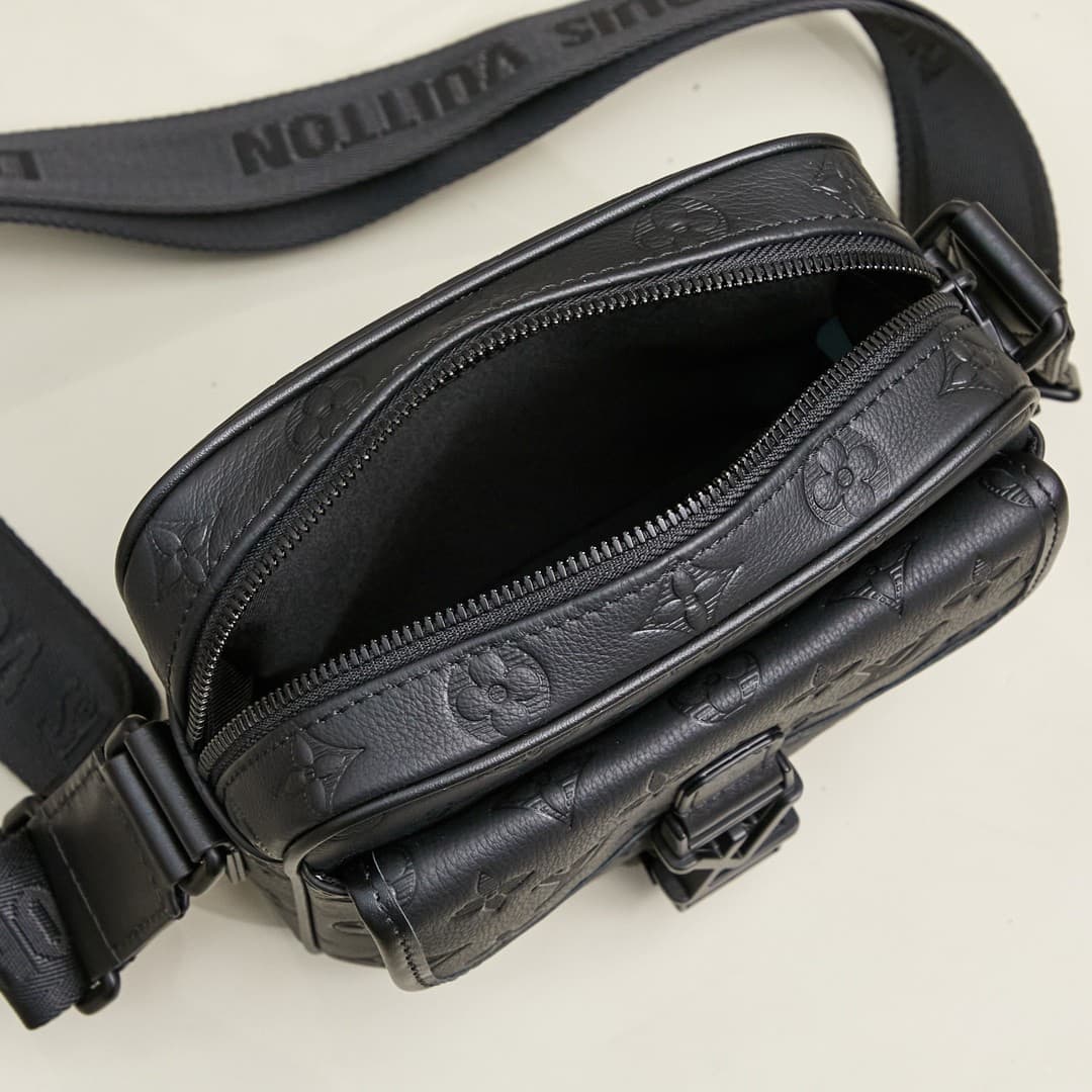 LV Bag M12516