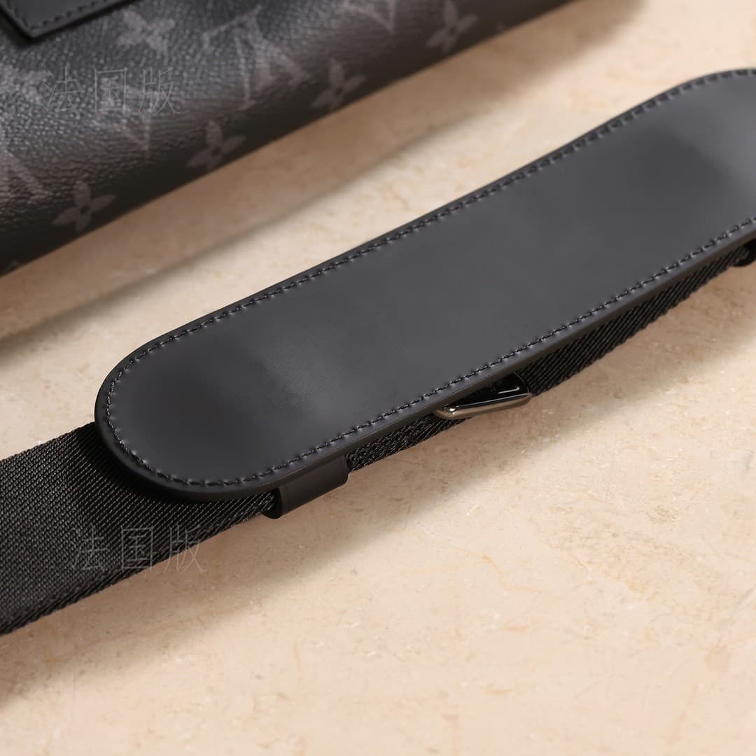 LV Bag M40511