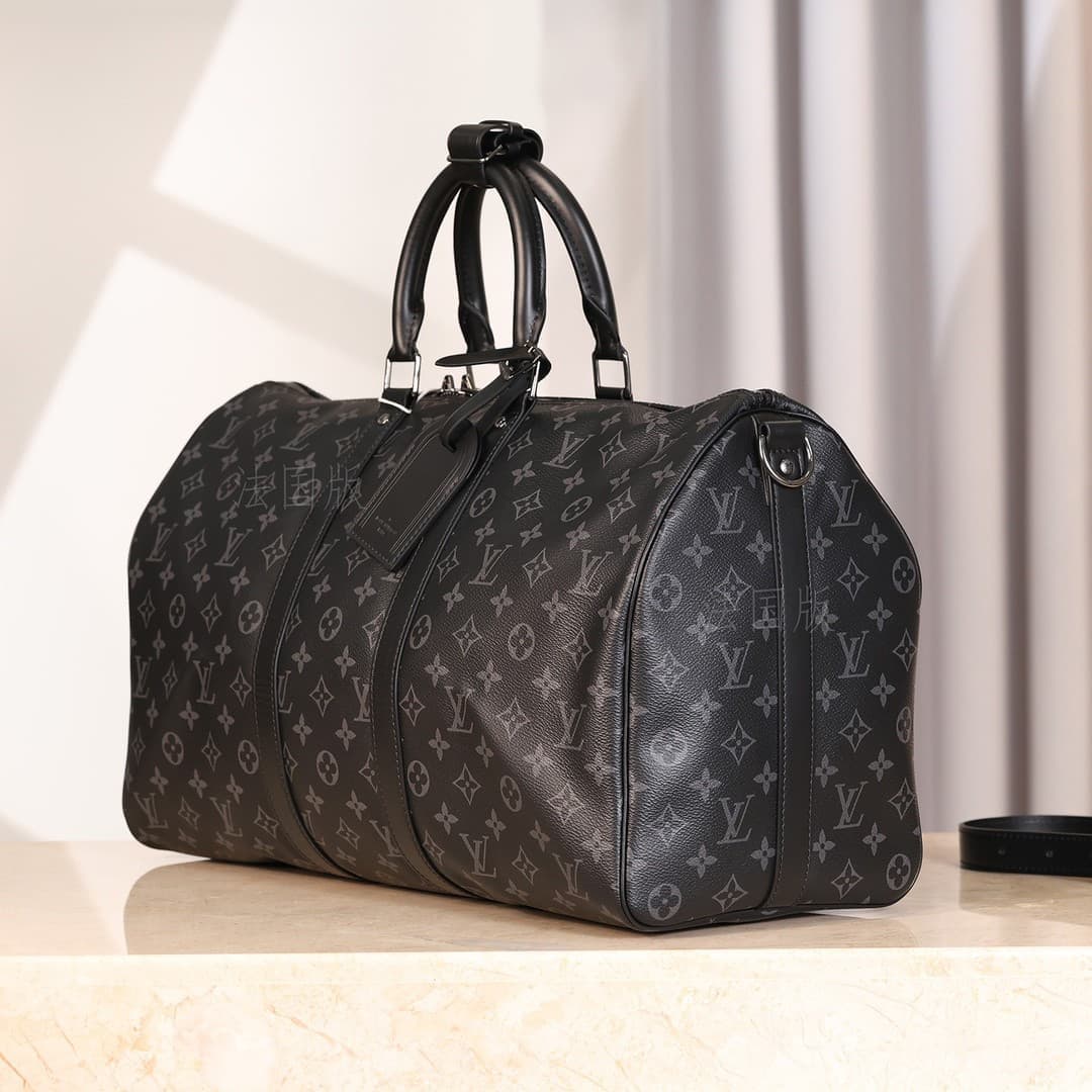 LV Bag M40569