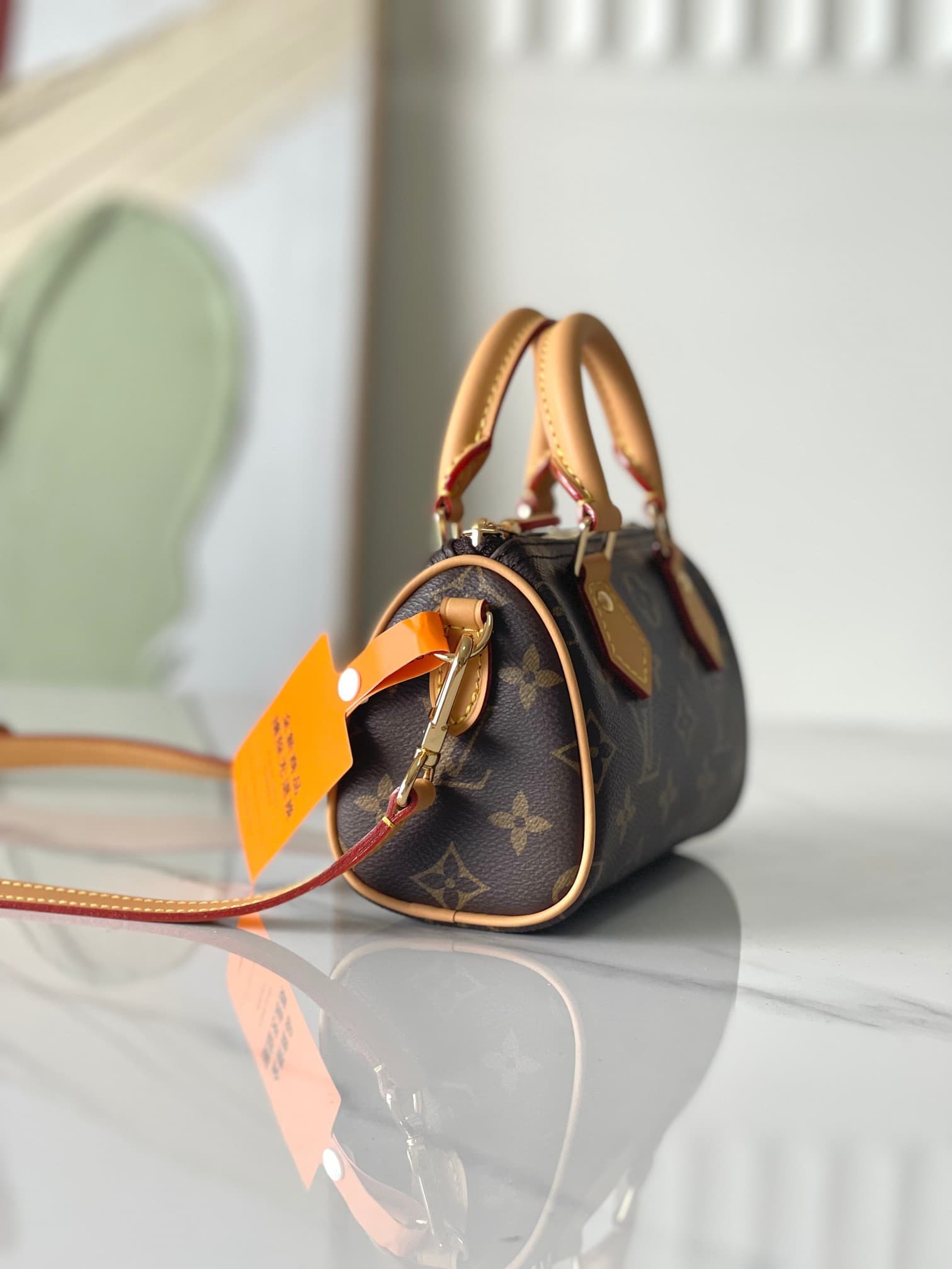LV Bag M81085