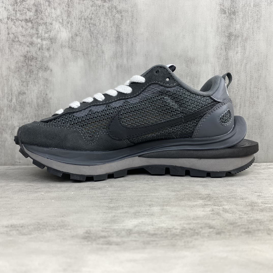 Sacai x Nike VaporWaffle