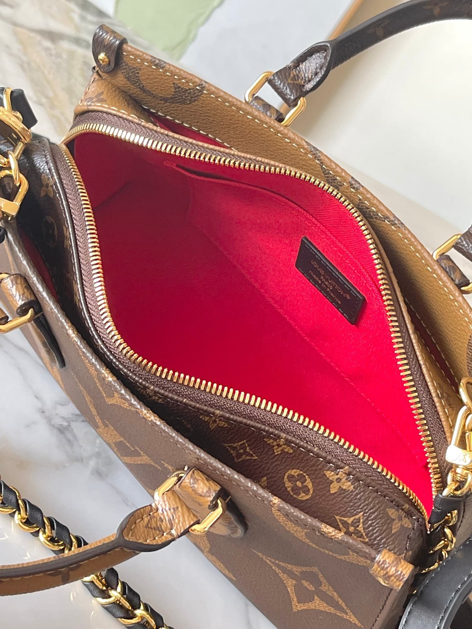 LV Bag M14236