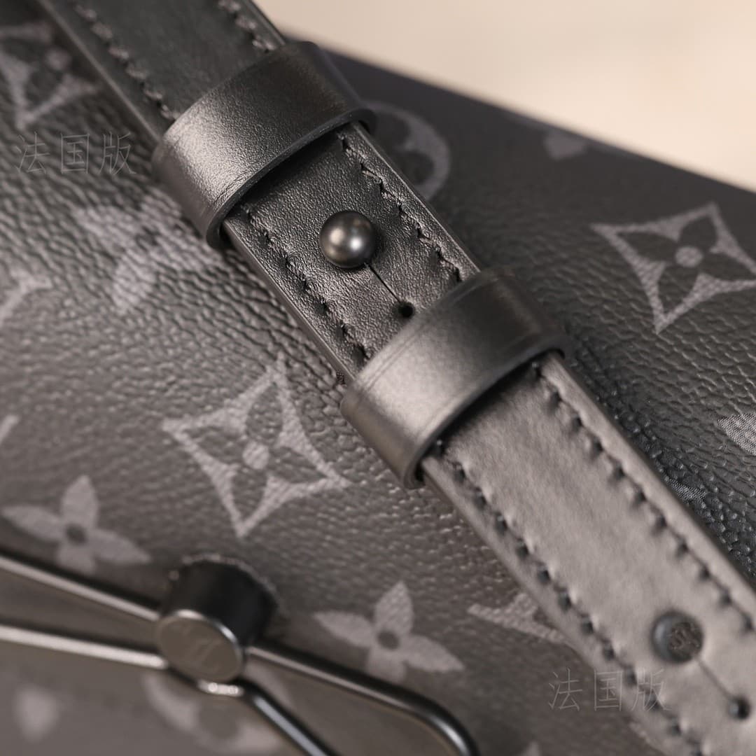 LV Bag M81783