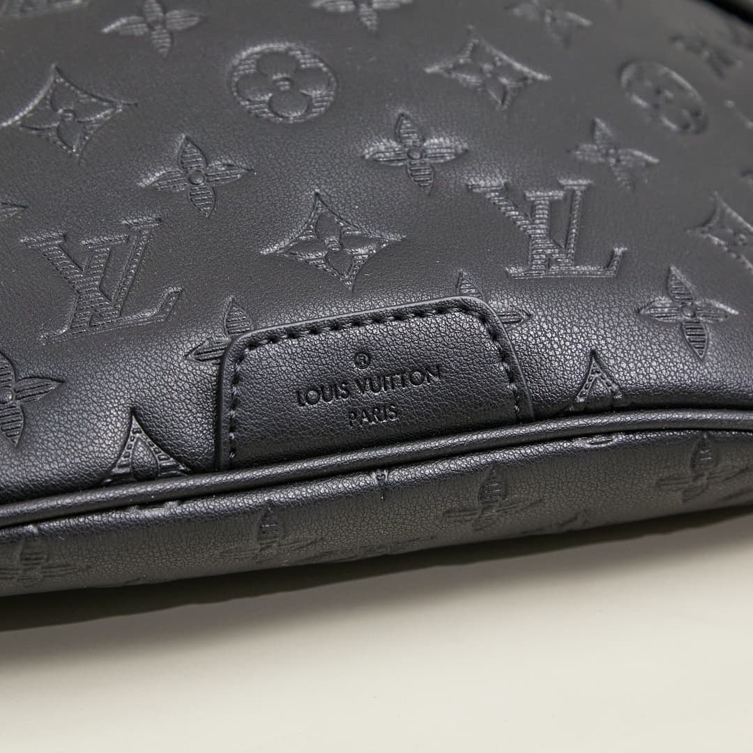LV Bag M44388