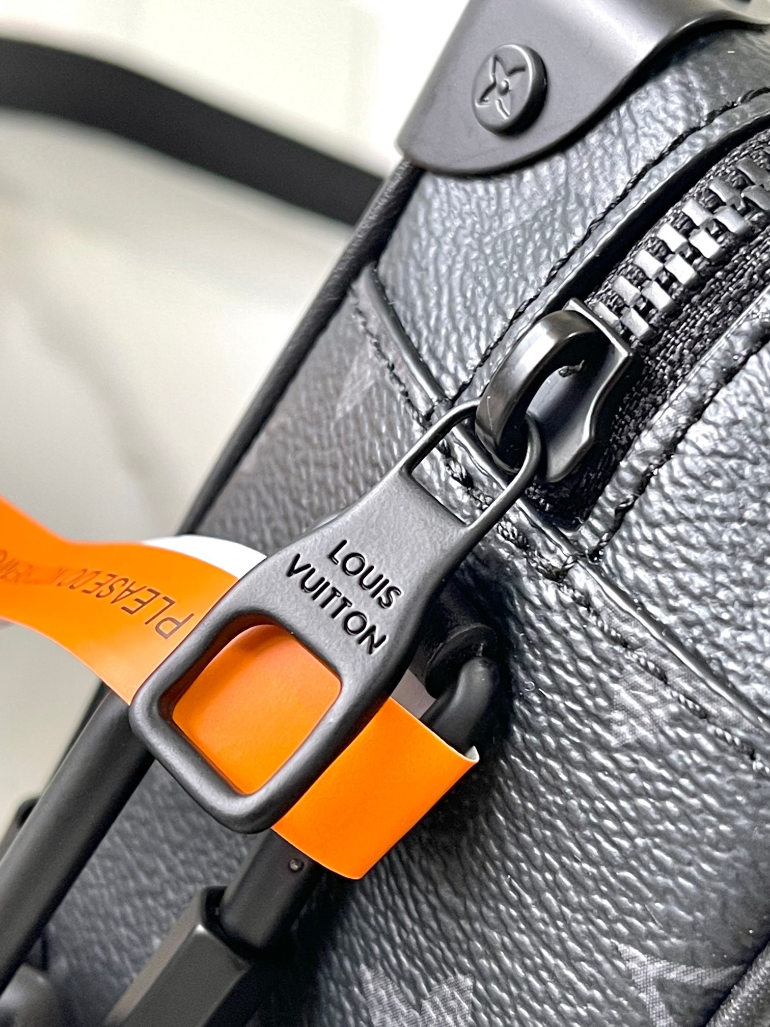 LV Bag M44735