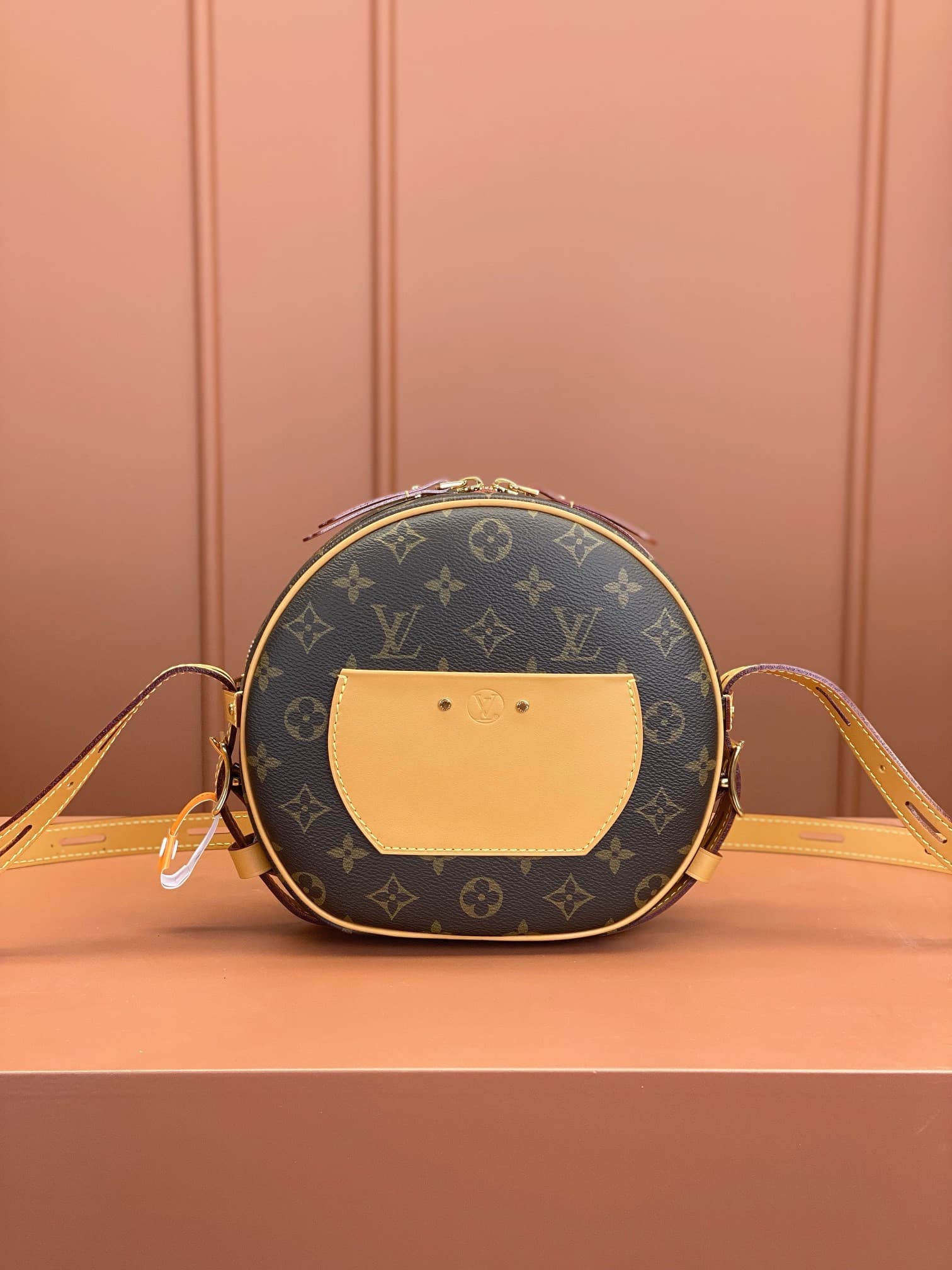 LV Bag M45647