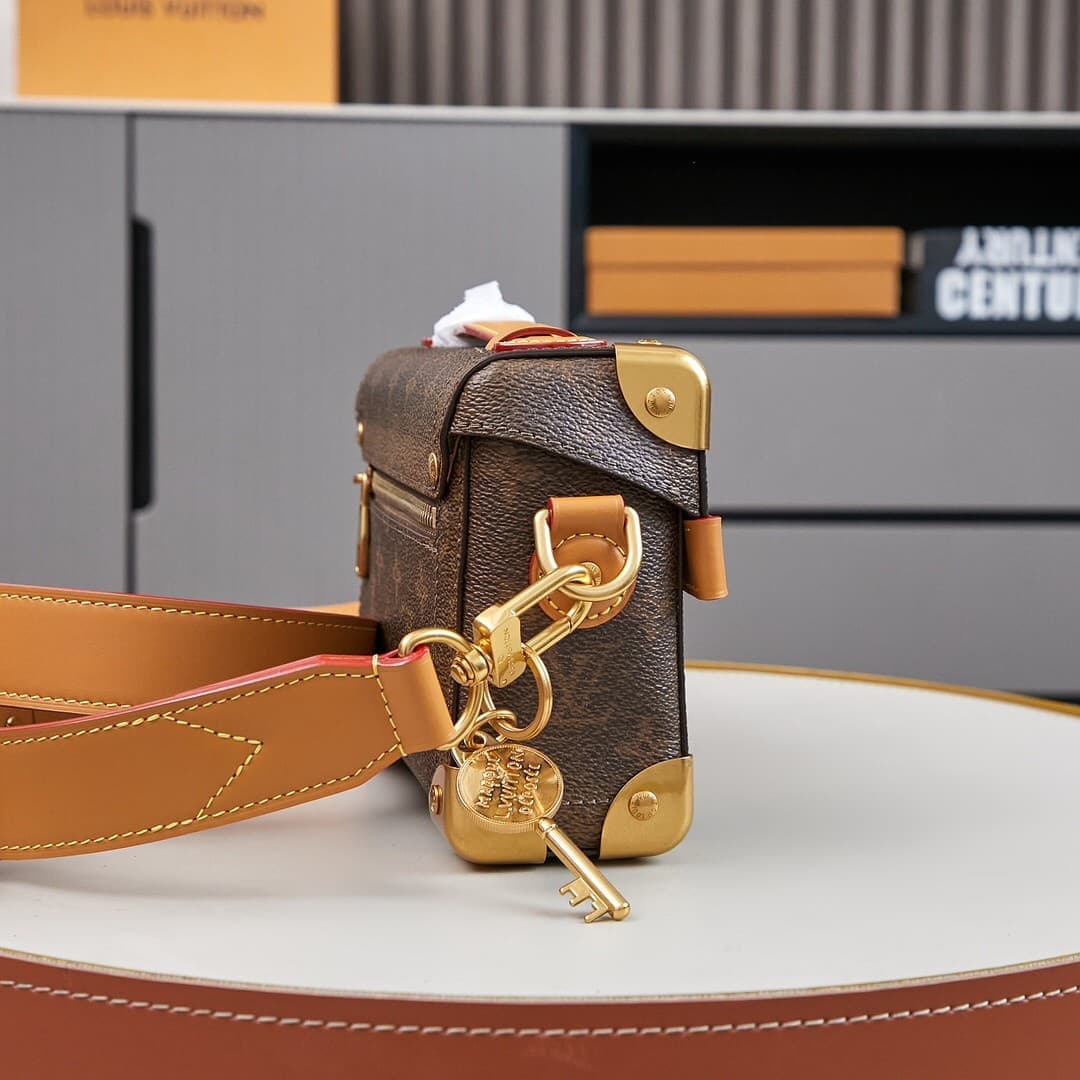 LV Bag M11535