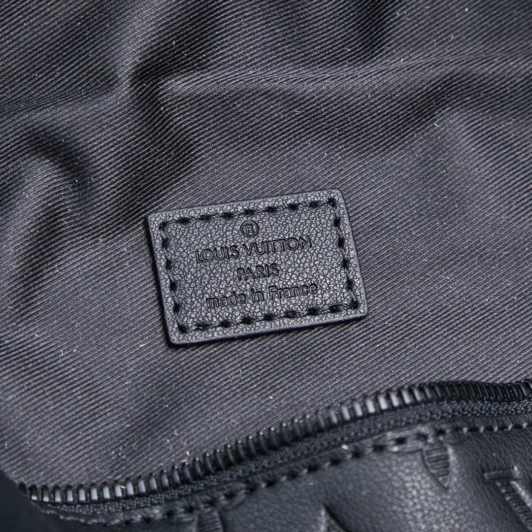 LV Bag M44388