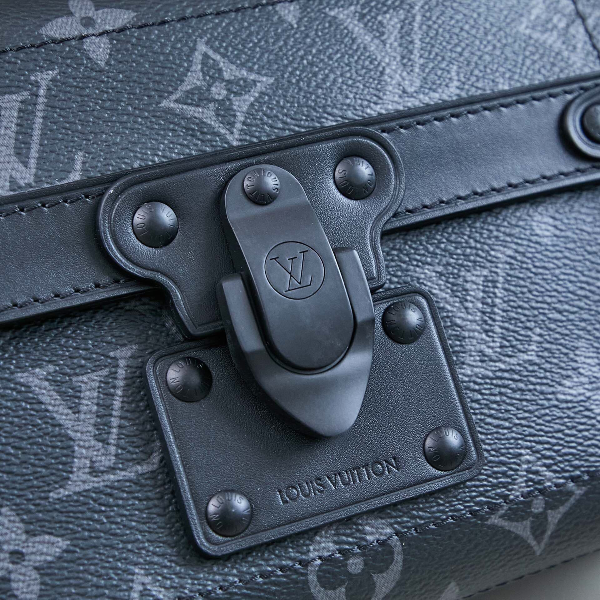 LV Bag M11743