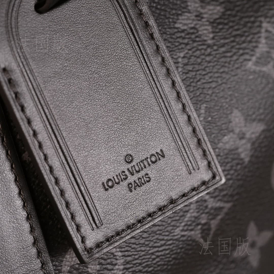 LV Bag M40569