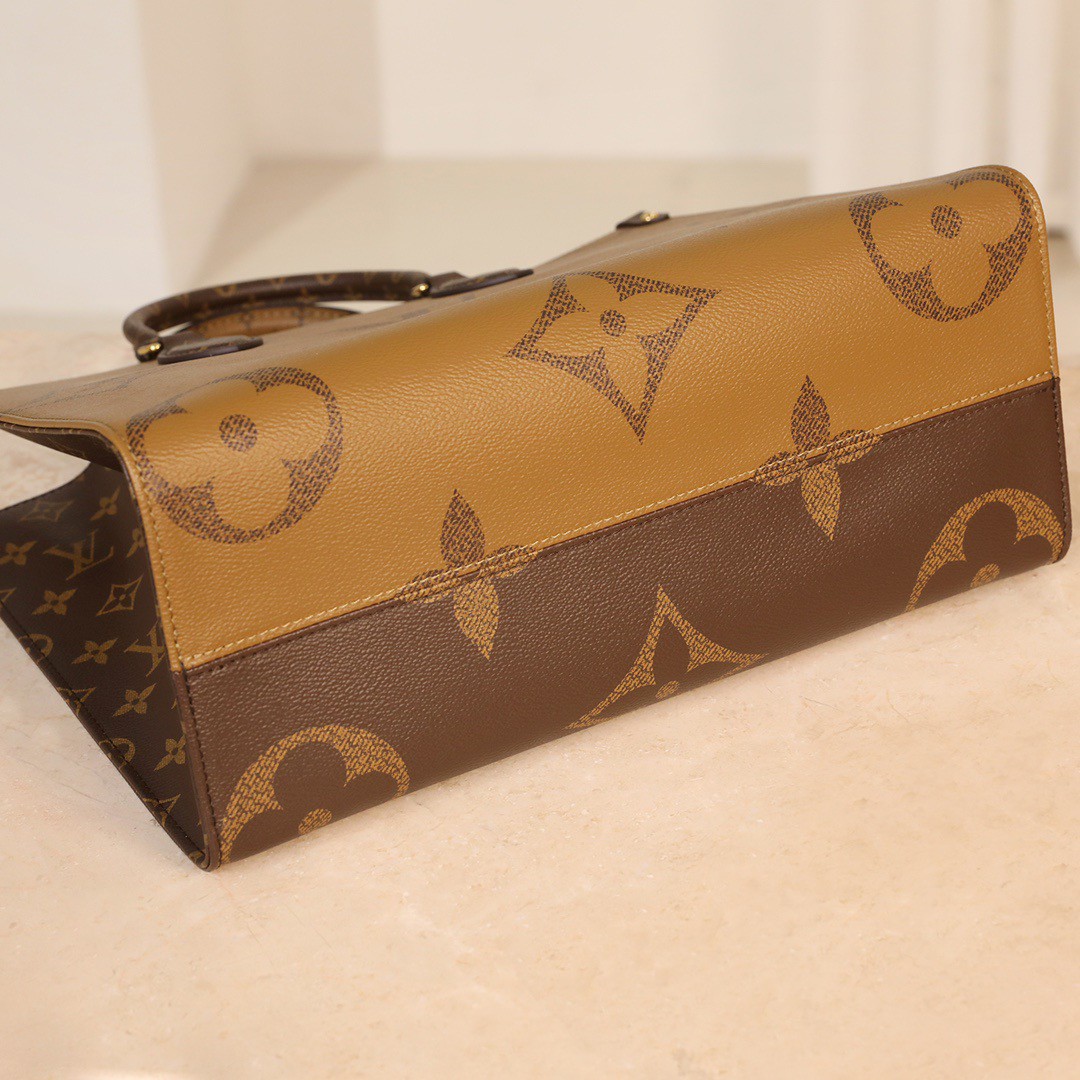 LV Bag M45039
